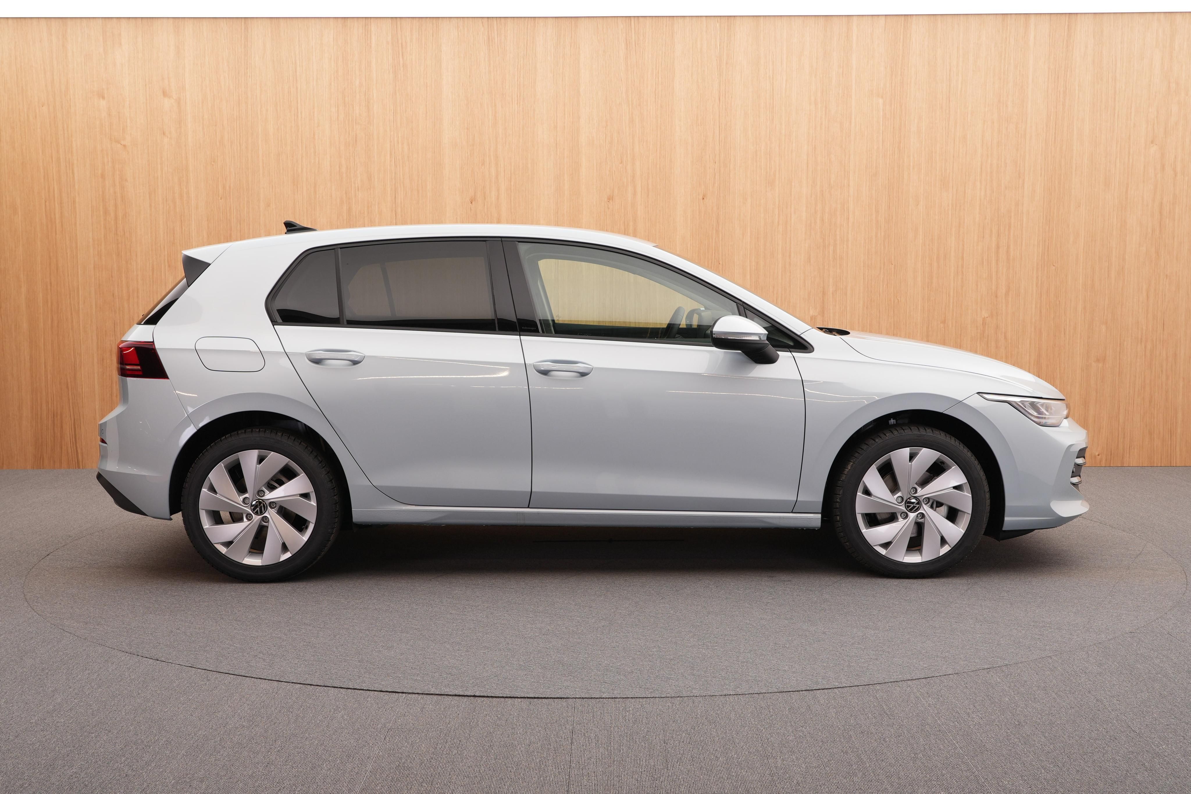 Volkswagen Golf Variant, Limited 1.5 eTSI mHEV DSG - fotka 5