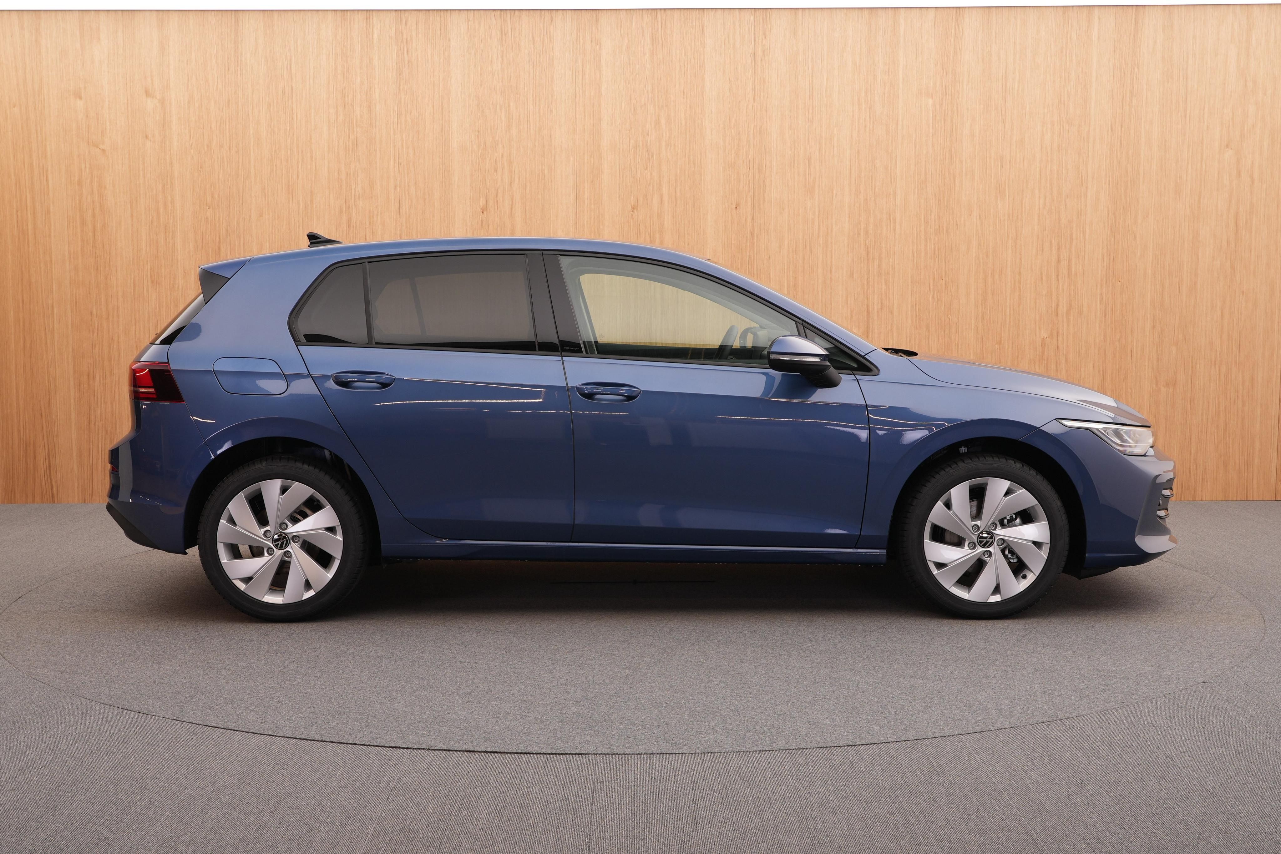 Volkswagen Golf Variant, Limited 1.5 eTSI mHEV DSG - fotka 5
