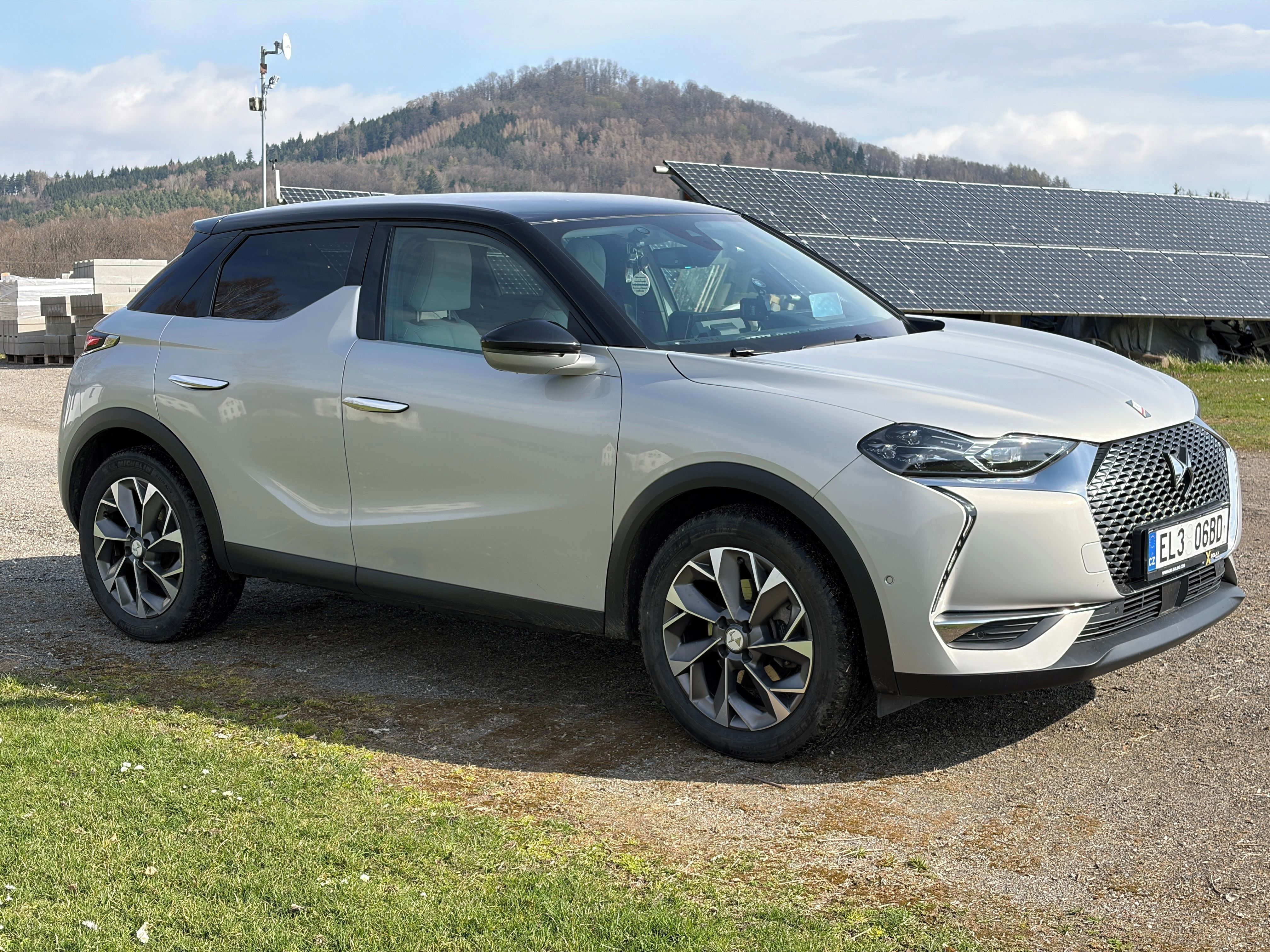 DS 3 Crossback, Rivoli Výbava - fotka 4