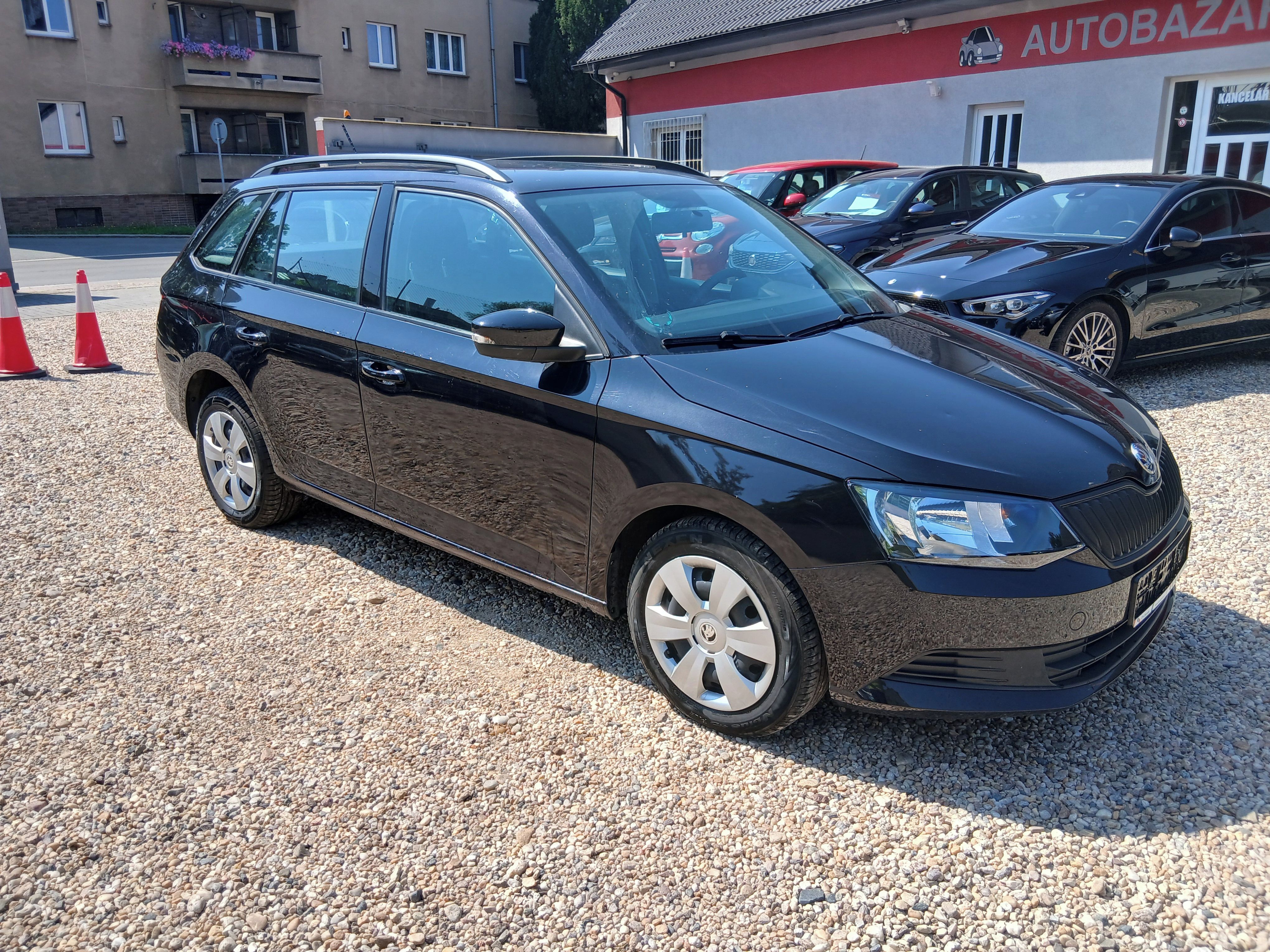 Škoda Fabia, 1.4 TDi 66KW Kombi, Klima - fotka 3