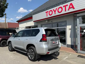 Auto 6