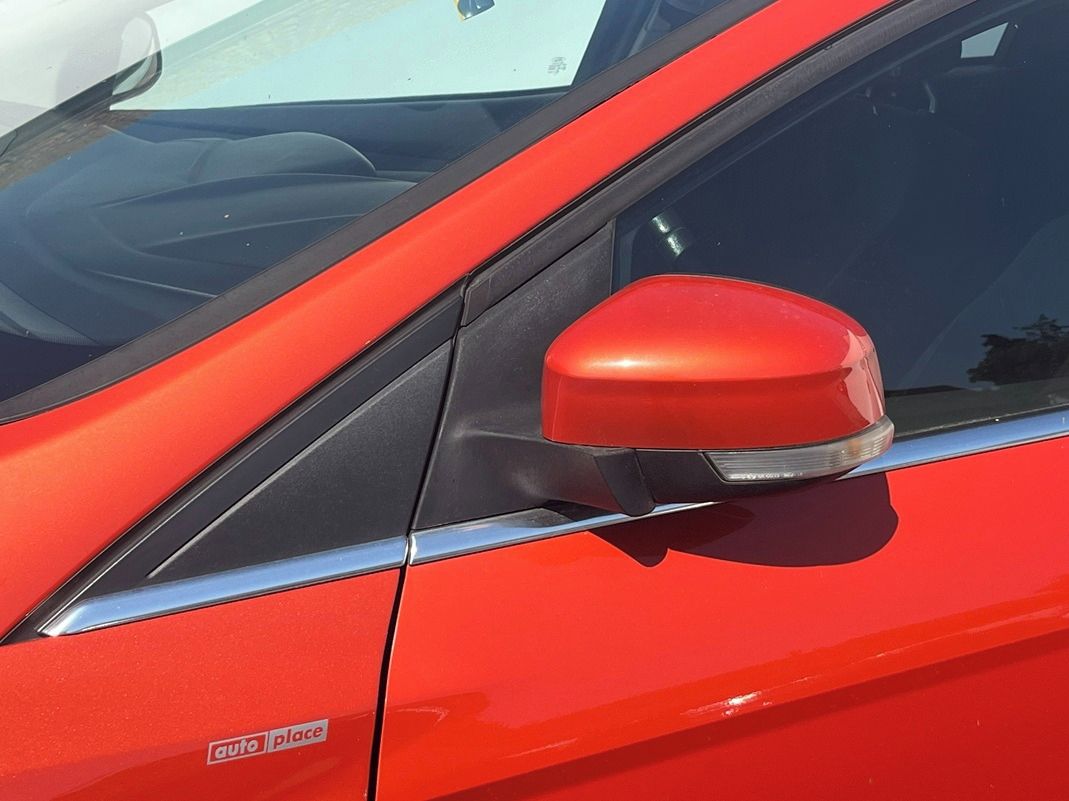Ford Focus, 1.6i 6st.AUT Titanium TOP STAV - fotka 5
