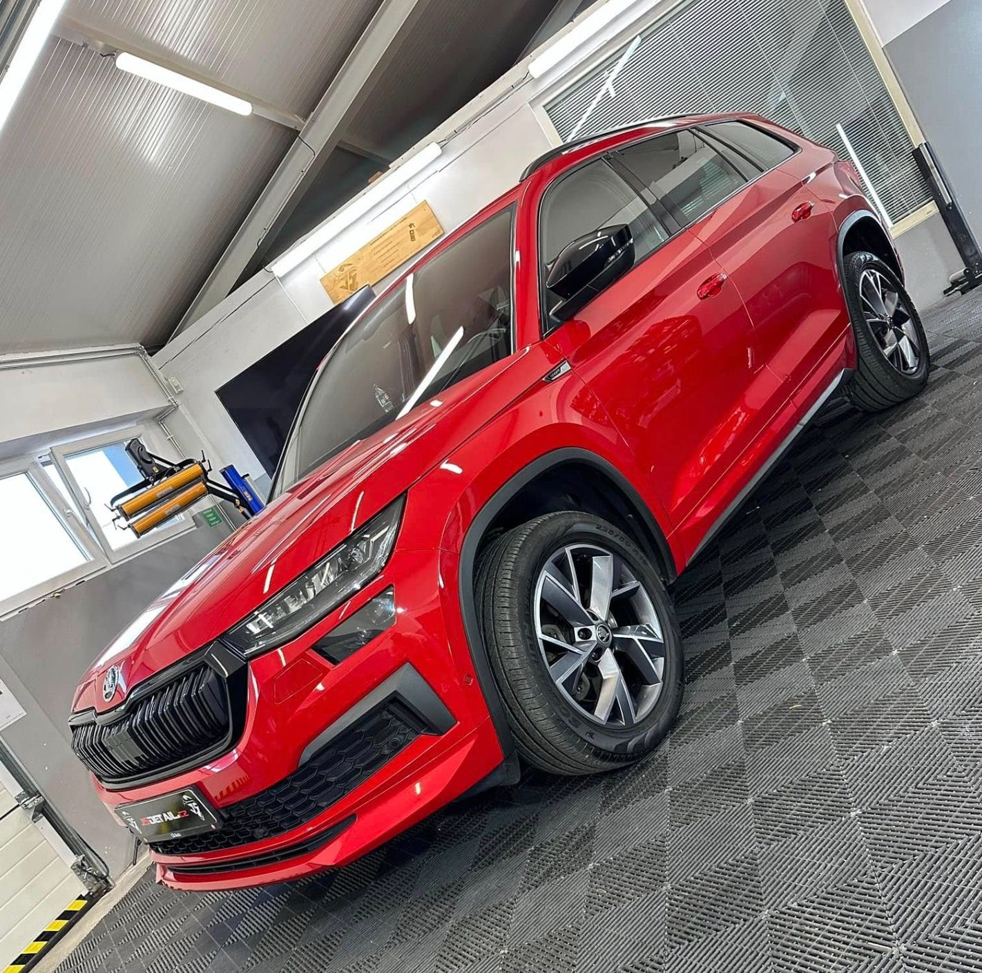 Škoda Kodiaq, Sportline 2.0TDI 147kW DSG 4x4 - fotka 2
