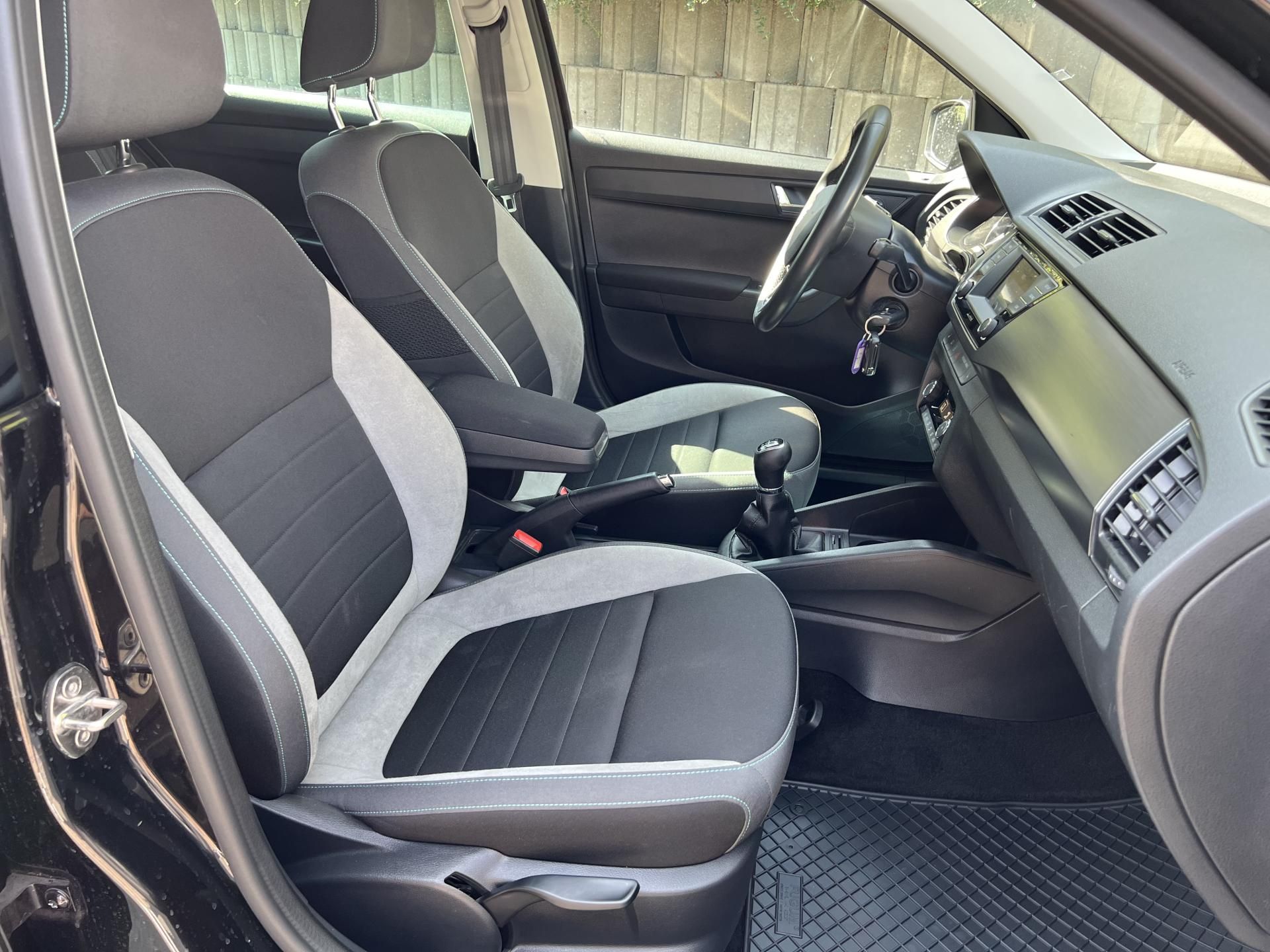 Škoda Fabia, 1.0 MPi VÝBAVA JOY - fotka 6