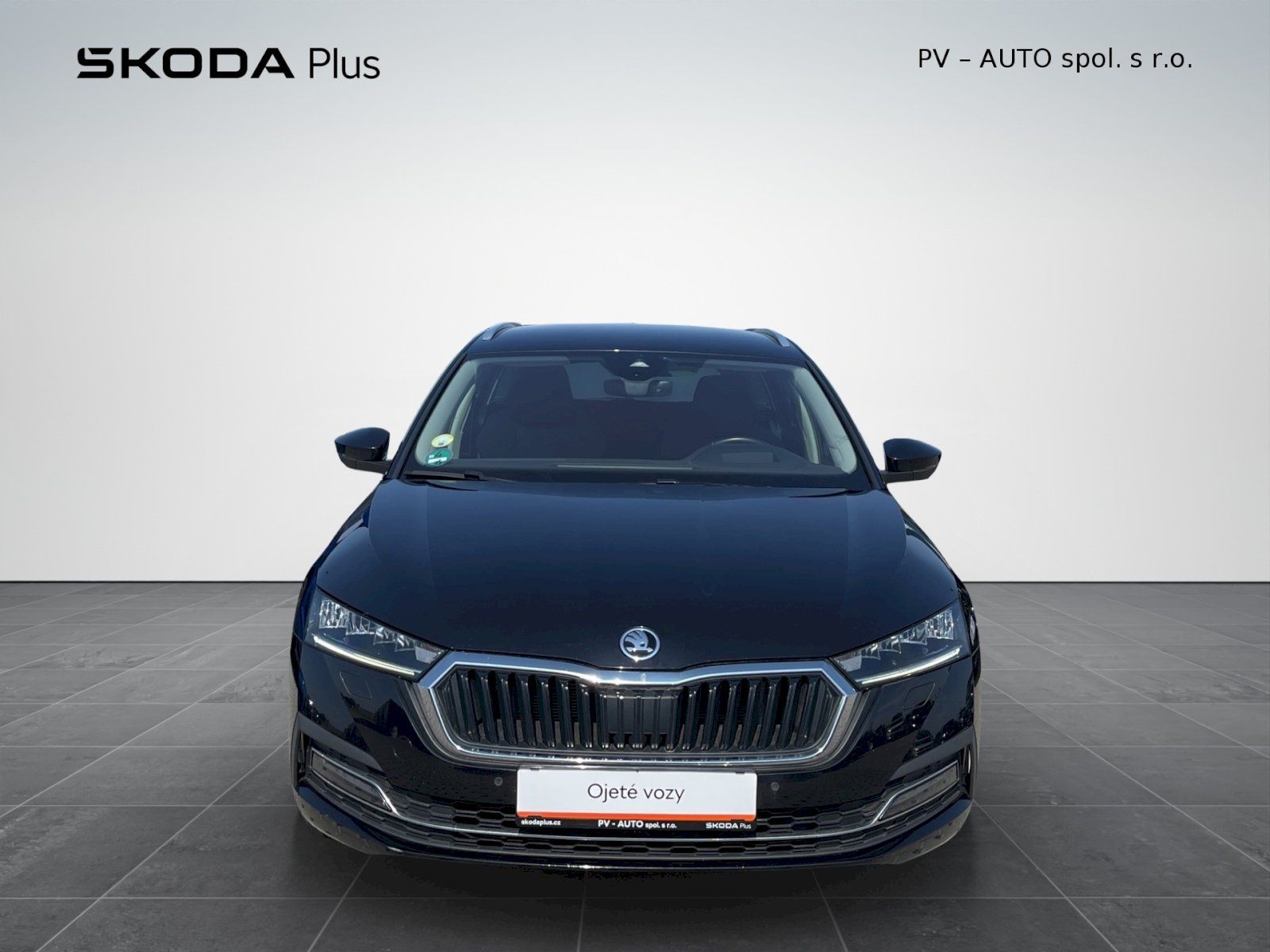 Škoda Octavia, 2.0 TDI 110kW DSG Style Plus c - fotka 4