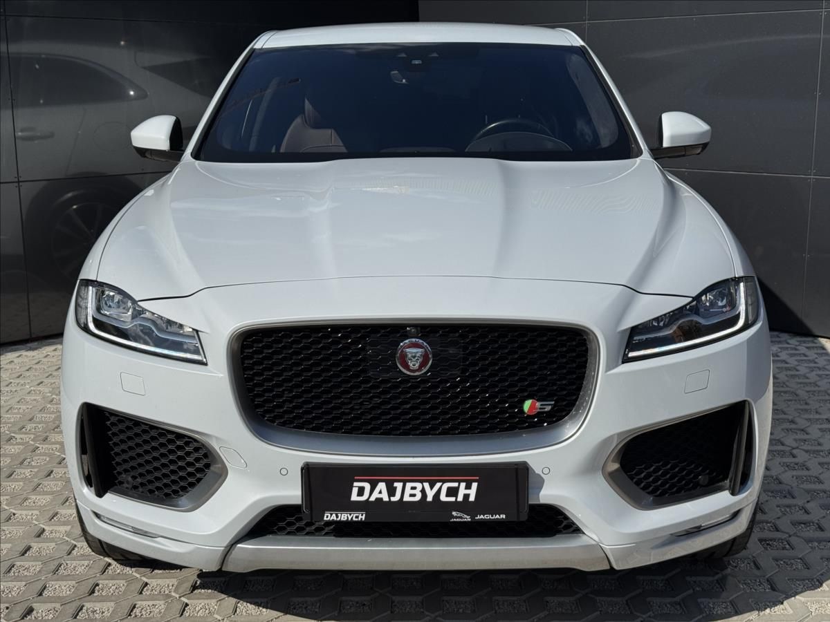 Jaguar F-Pace, 3,0 30d V6 AWD S AT DPH - fotka 4