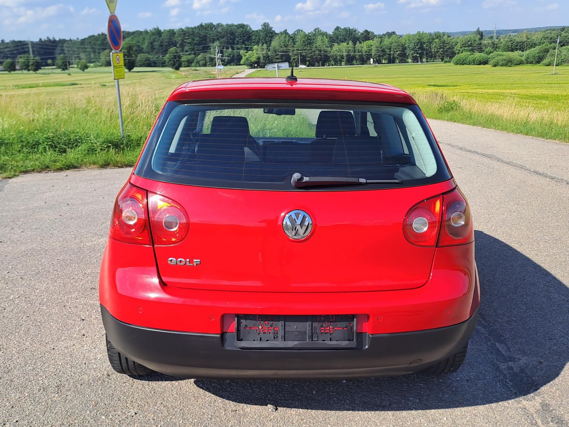 Volkswagen Golf, 1.4 16V PĚKNÝ STAV - fotka 6