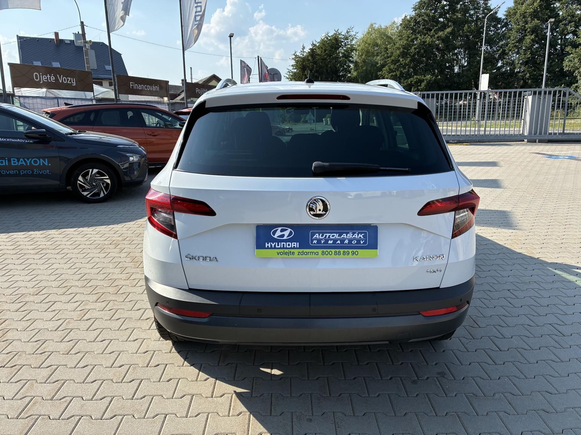 Škoda Karoq, 110 kW Style 4x4 DSG 1.MAJITEL - fotka 4