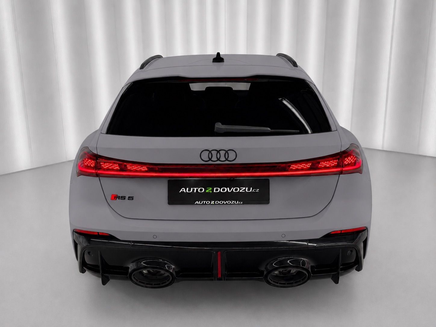 Audi RS5, AVANT QUATTRO 470 kW, 285 KM/H - fotka 5