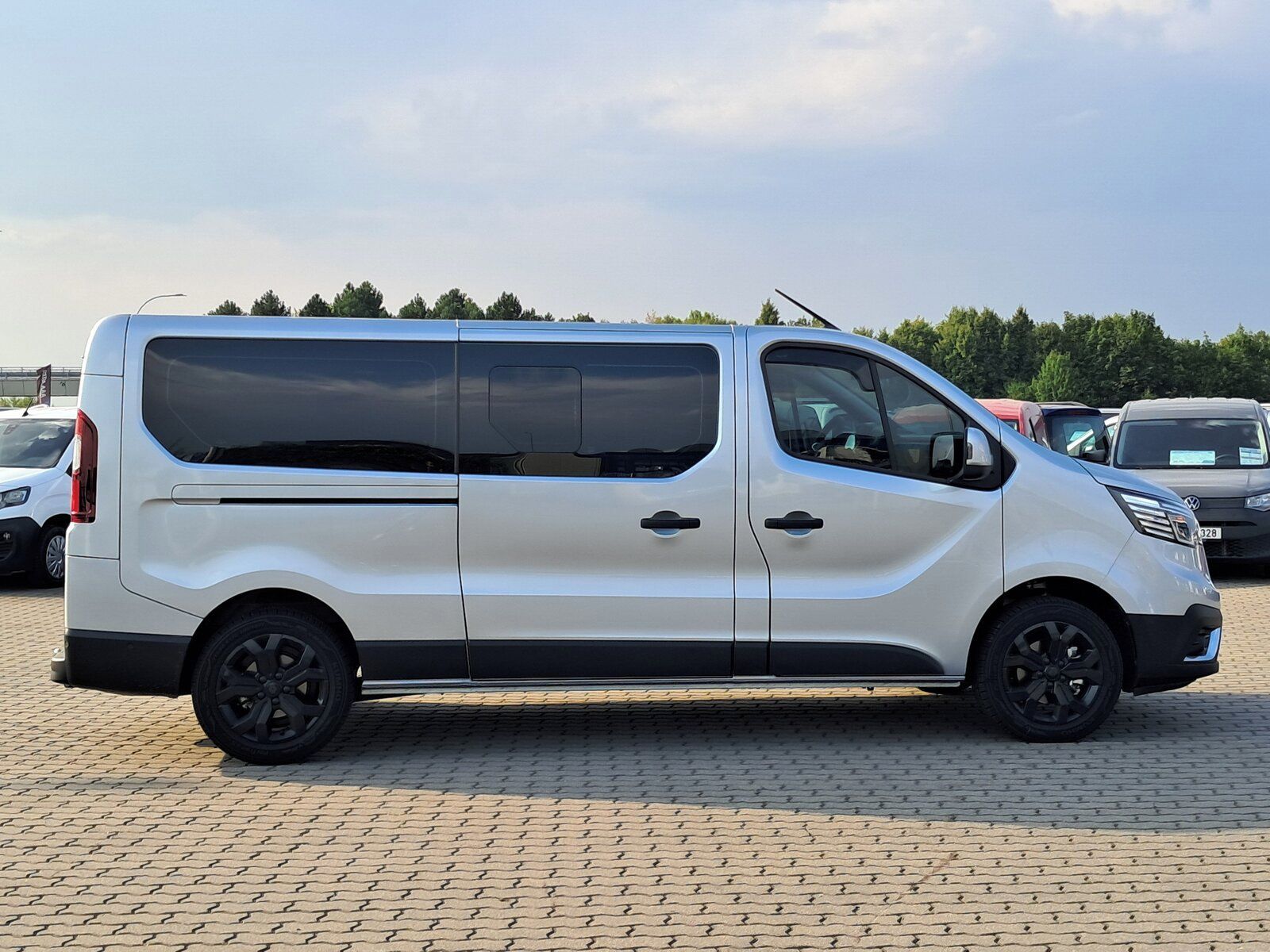 Renault Trafic, 2.0 Blue dCi, Bus, 9Míst - fotka 6