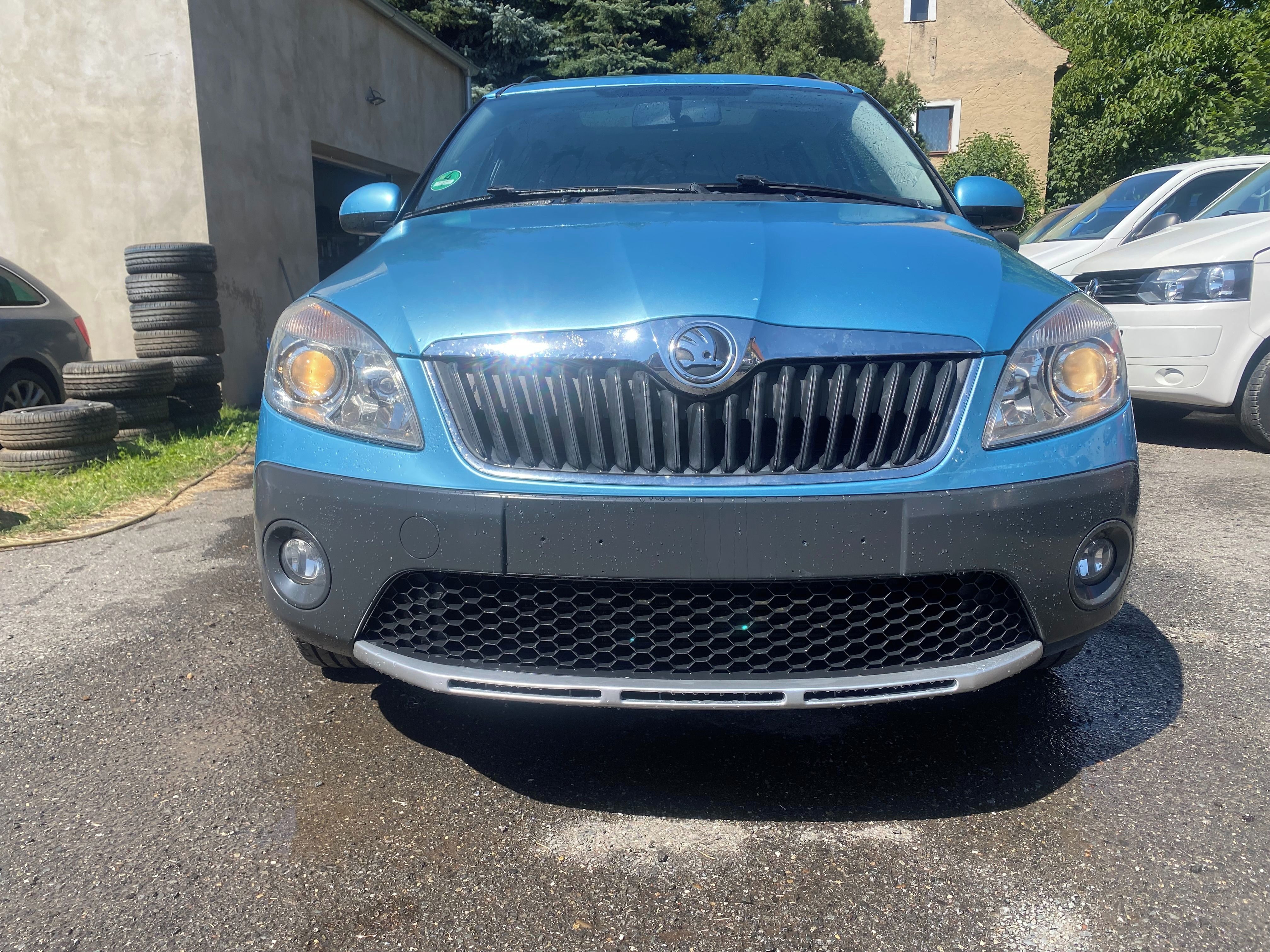 Škoda Roomster, 1.6 TDI Scout Plus Edition - fotka 3