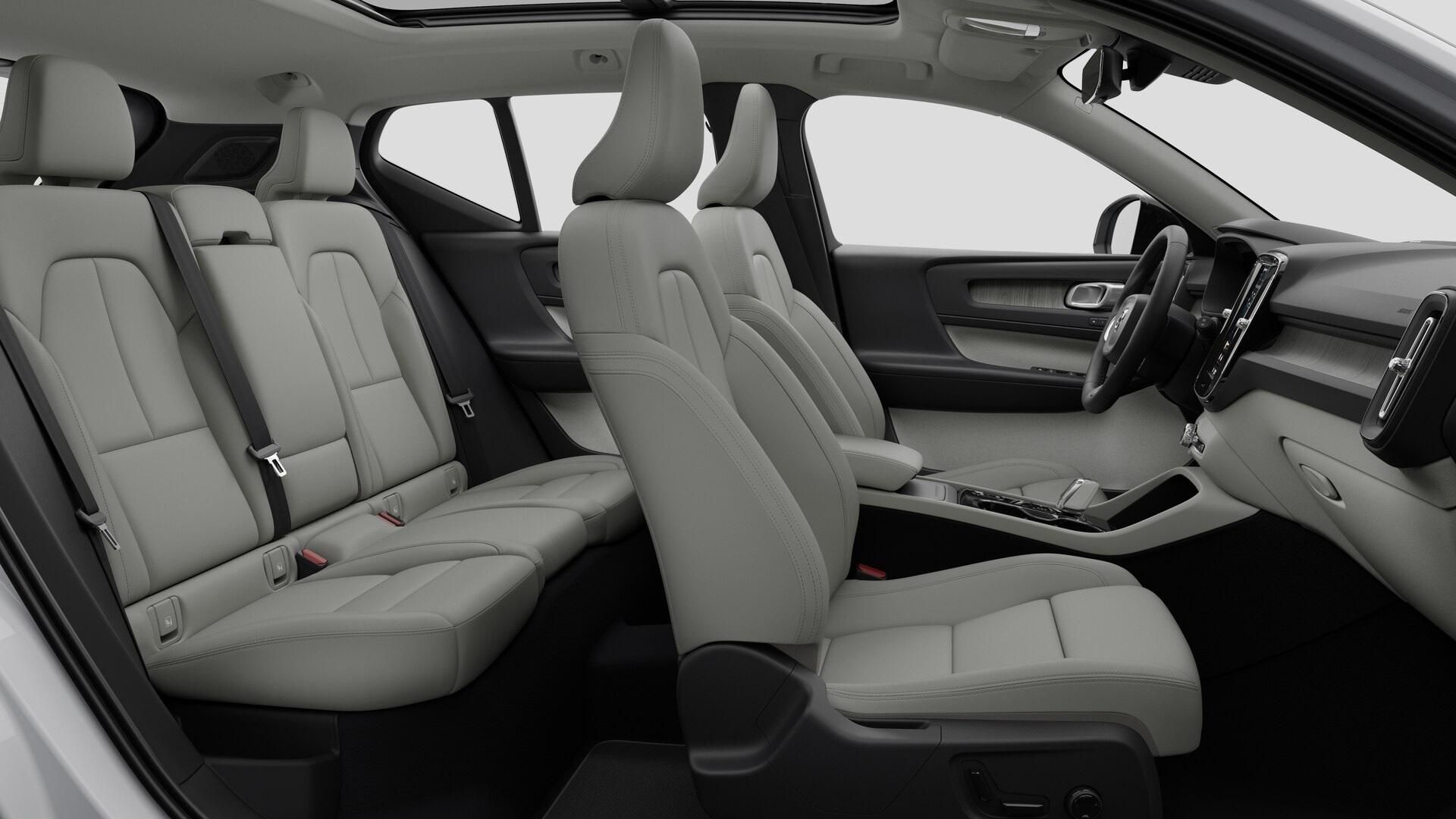 Volvo XC40, B3 AUT DARK PLUS - fotka 4