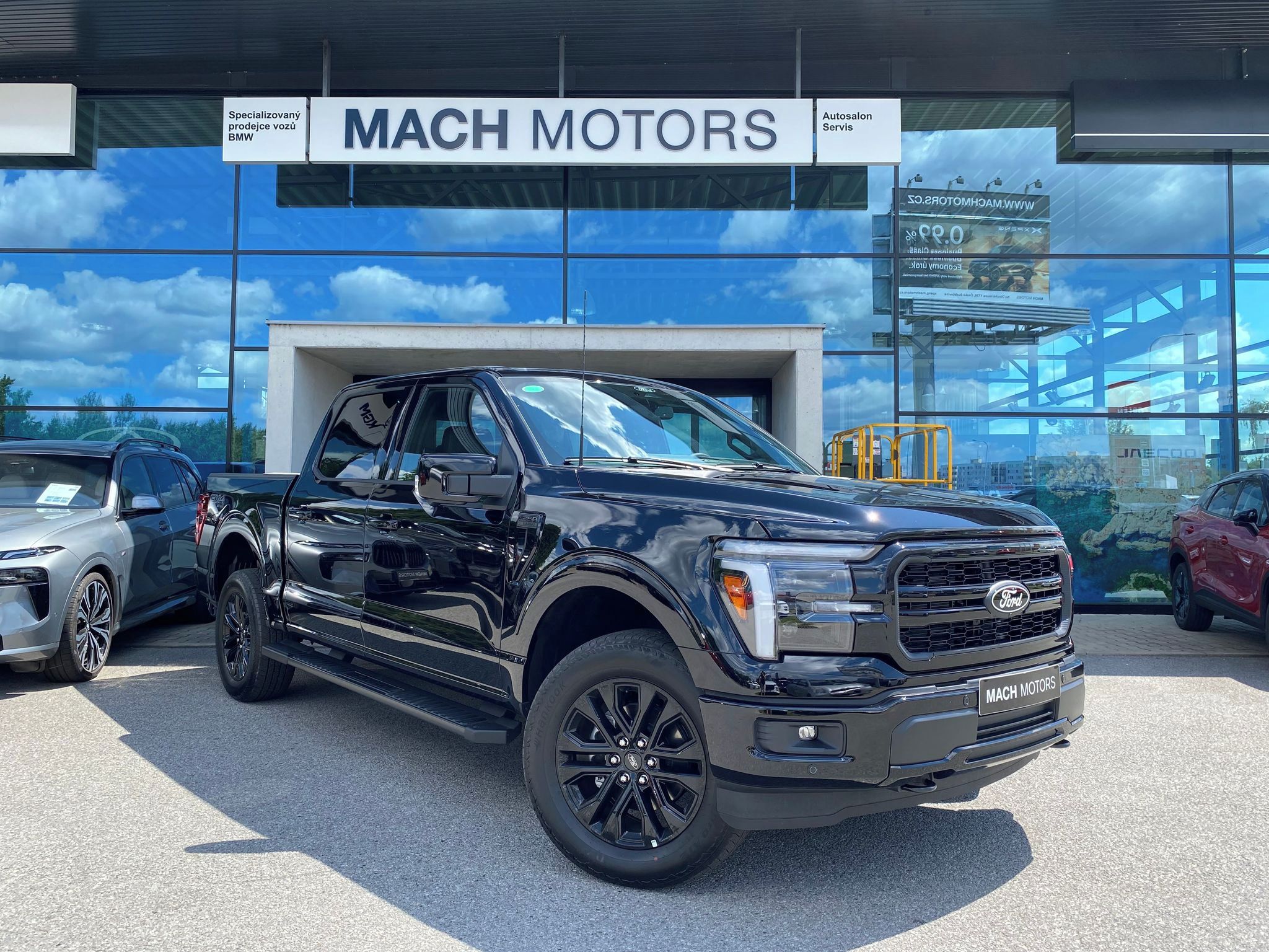 Ford F-150, Lariat  5,0 298 kW - fotka 6
