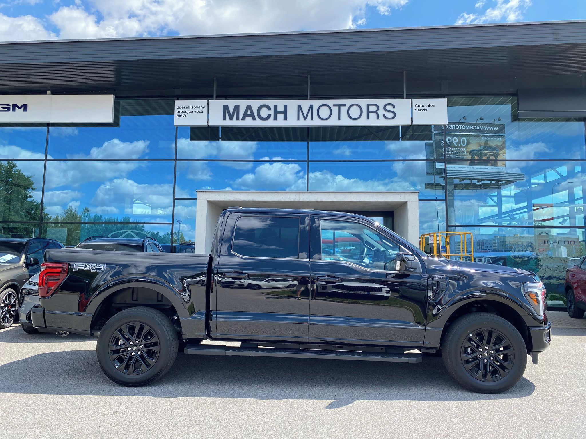 Ford F-150, Lariat  5,0 298 kW - fotka 5