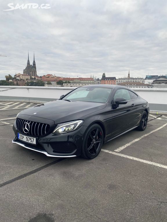 Mercedes-Benz Třídy C, 220d - servisováno