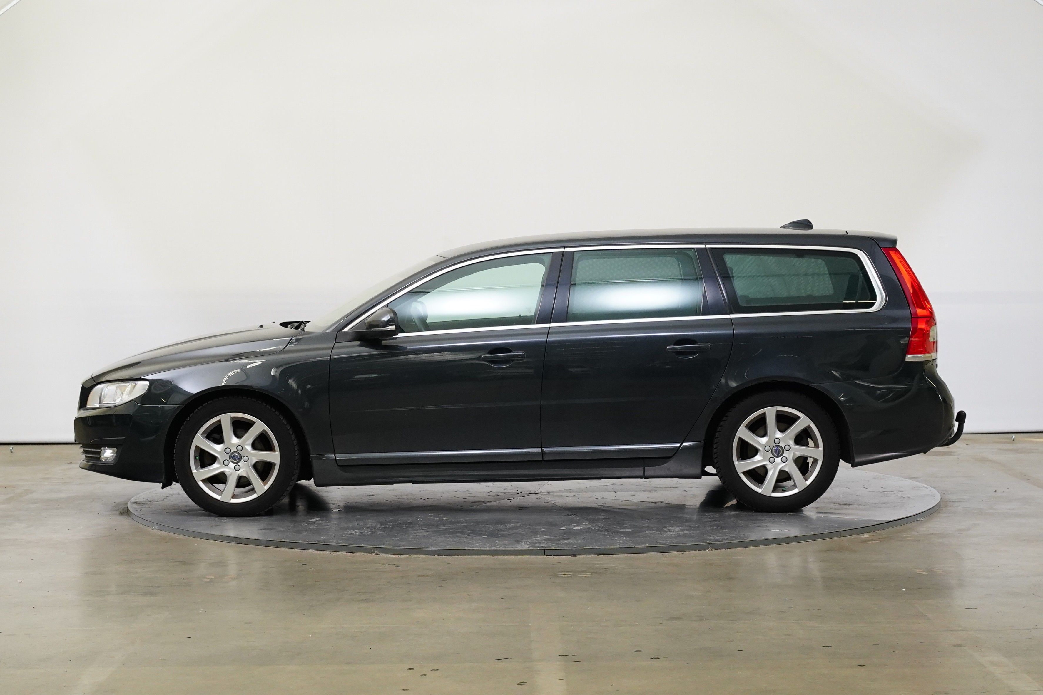 Volvo V70, 1.6 D2 84 kW Momentum - fotka 3