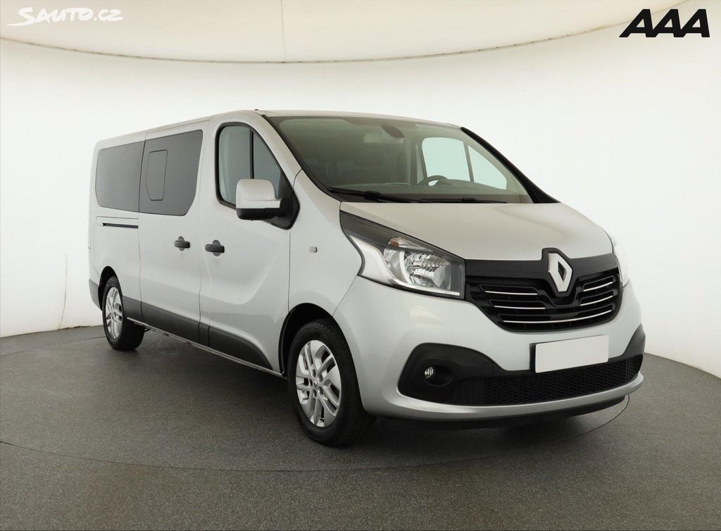 Renault Trafic, 1.6 dCi, Bus, 8Míst, Klima, ČR