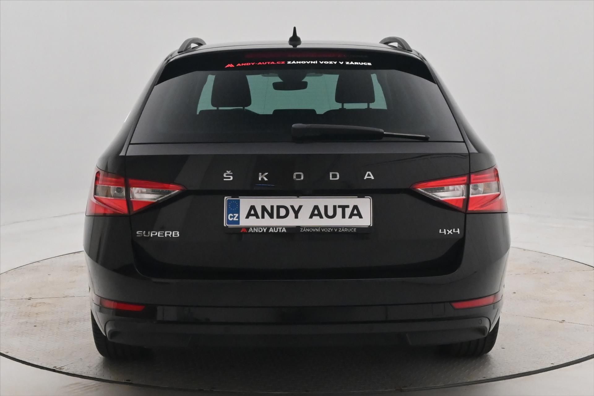Škoda Superb, 2,0 TDI 147 kW DSG 4x4 Ambitio - fotka 6