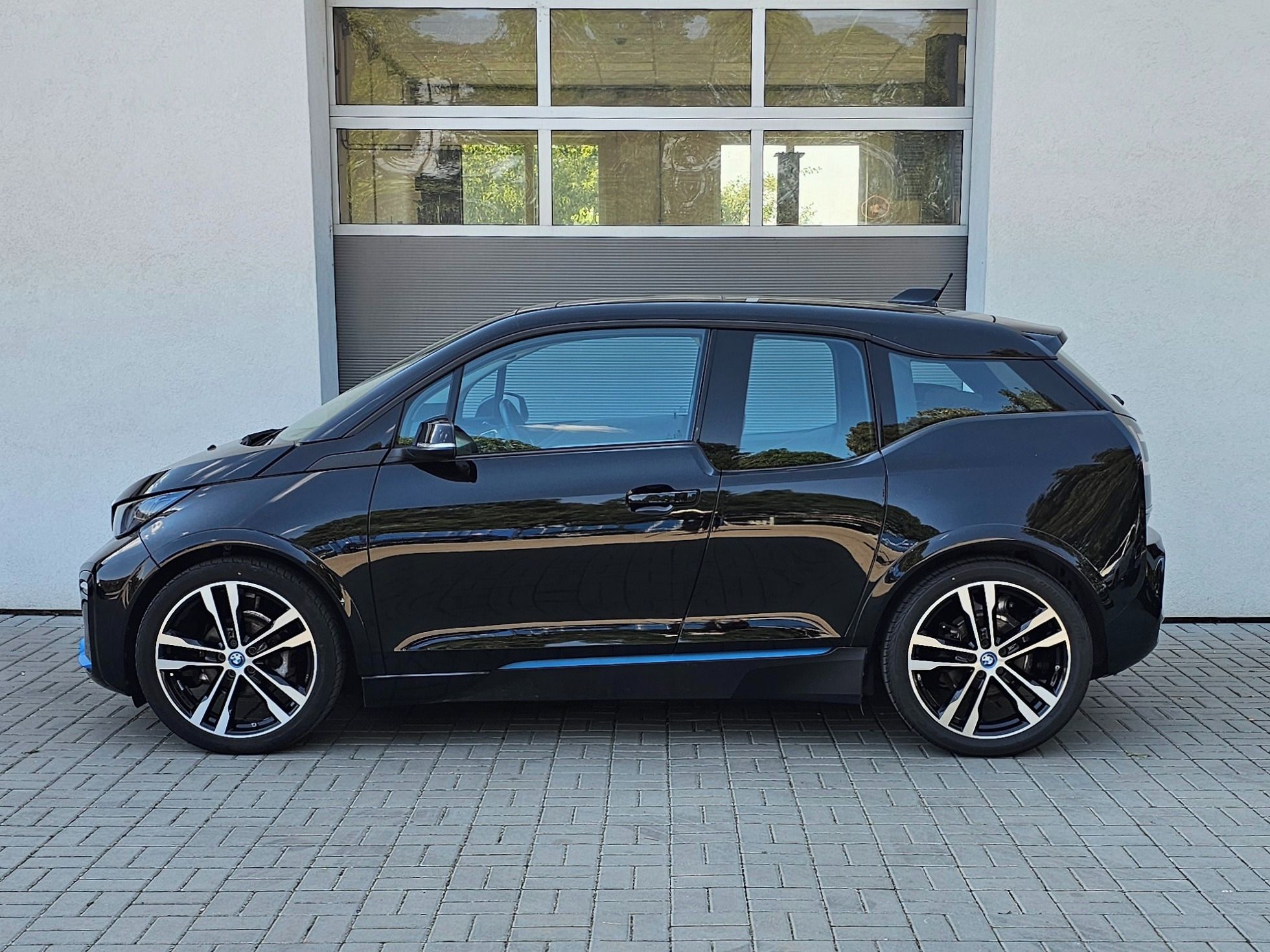 BMW i3, i3S 120Ah SoH 100% - fotka 4