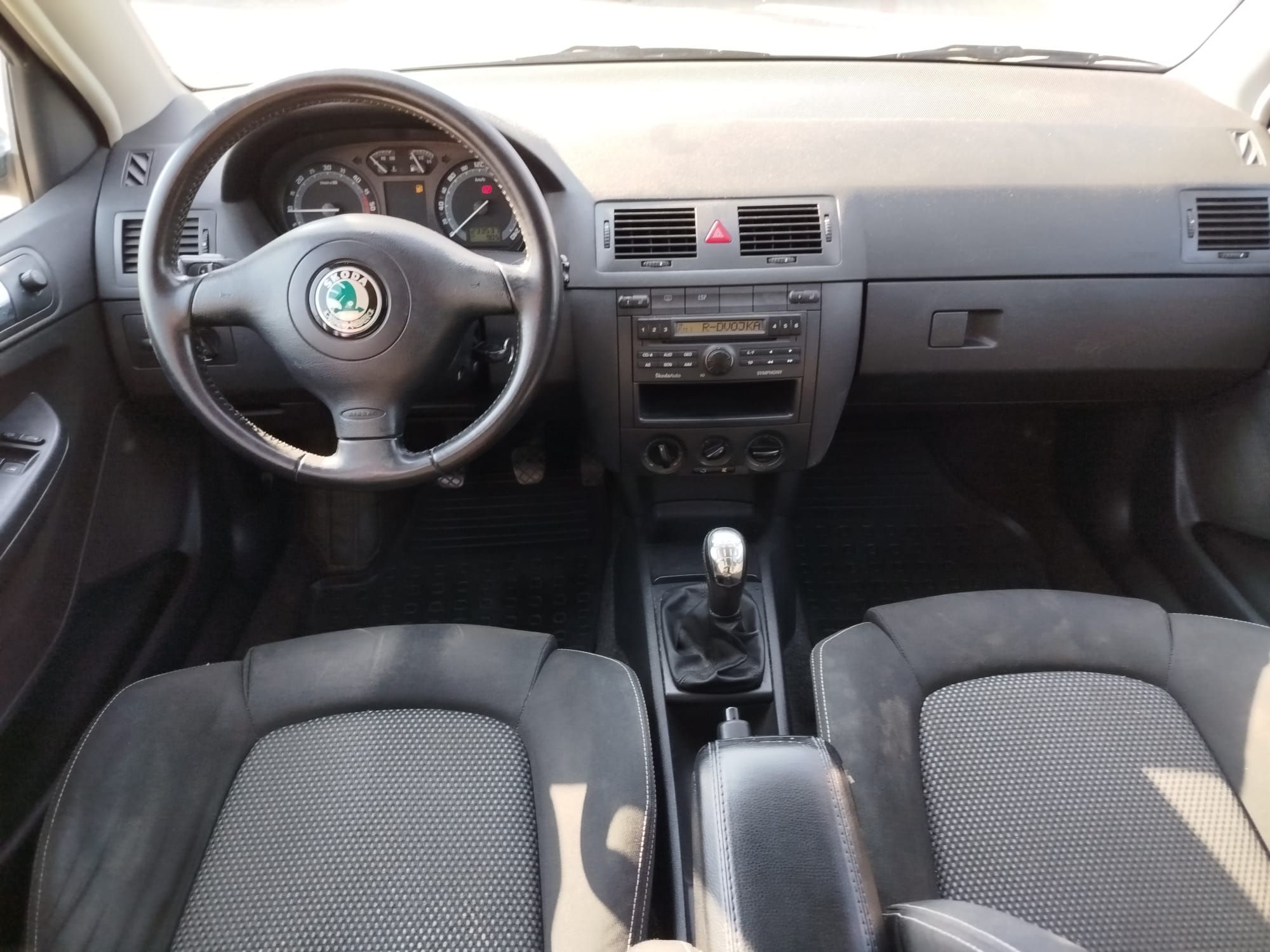 Škoda Fabia, Fabia Combi 1.9TDi 74kW MAN5 - fotka 2