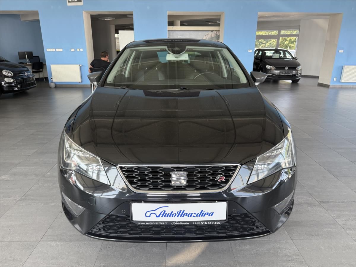 Seat Leon, 1,4   FR,TSI103kW,ŘEMEN,SERVIS - fotka 2