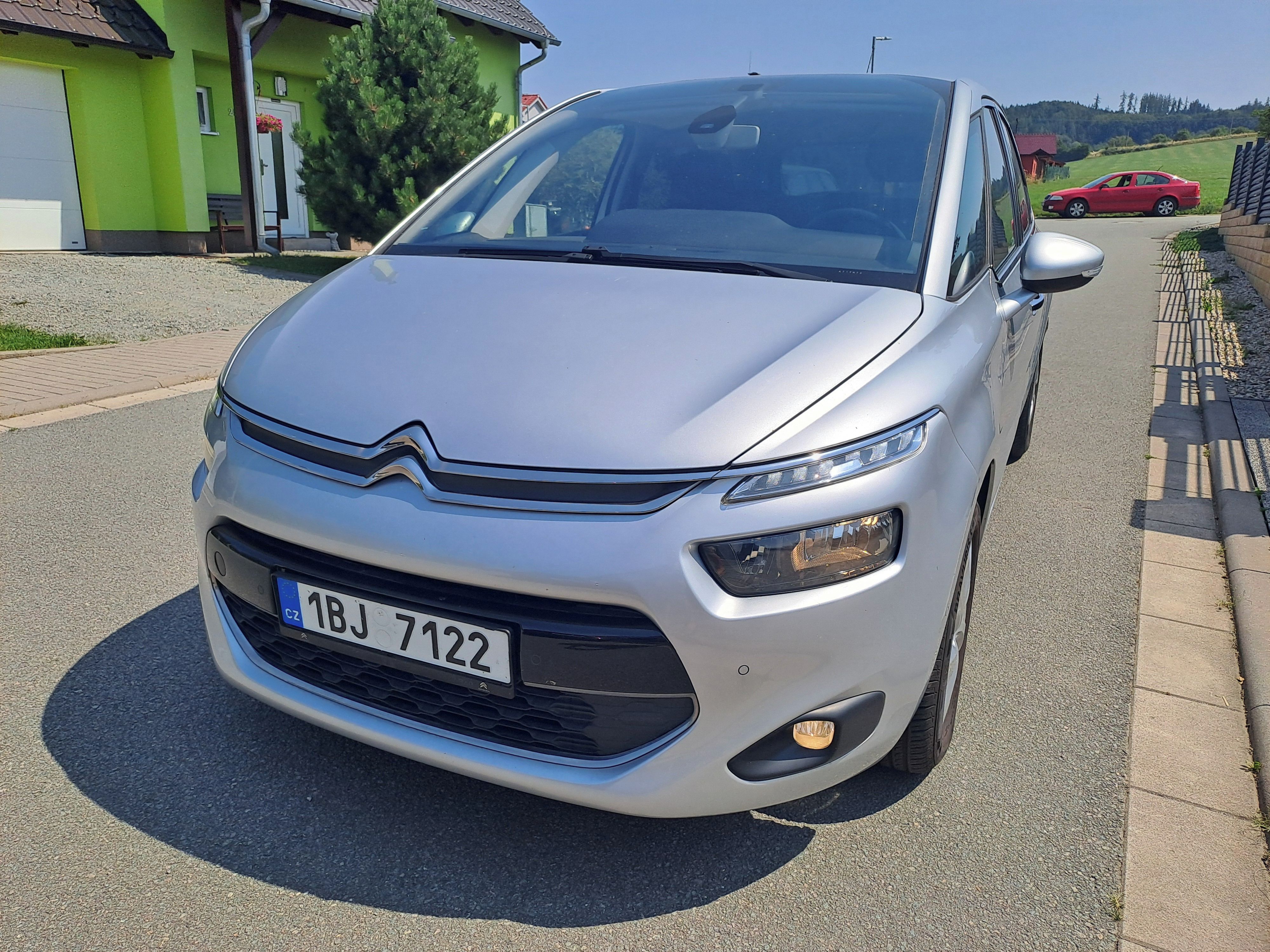 Citroën C4 Picasso, 1.MAJ,ČR,S.KNIHA,57400KM!!!! - fotka 3