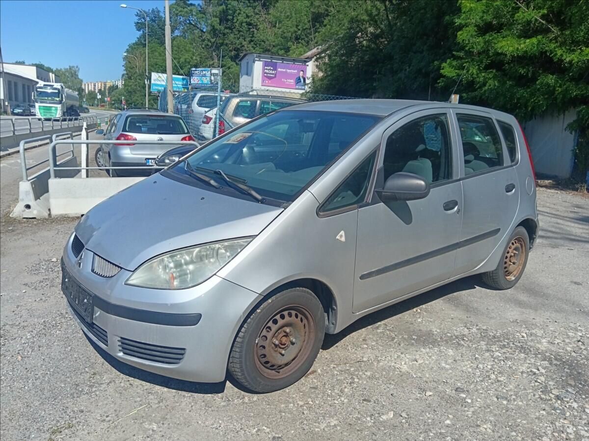 Mitsubishi Colt, 1,1 MPi - fotka 4