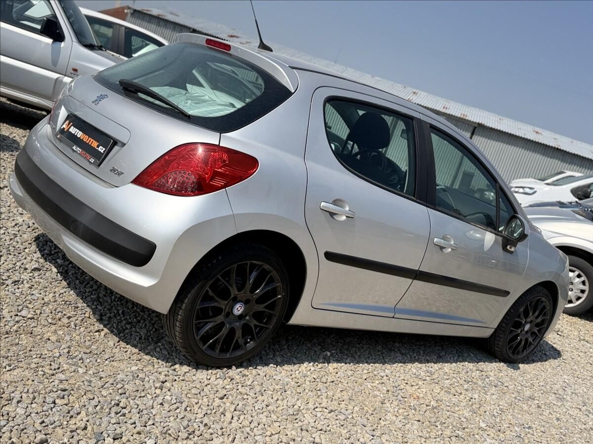 Peugeot 207, 1,6 HDI KLIMA +SADA KOL 79tKm - fotka 5