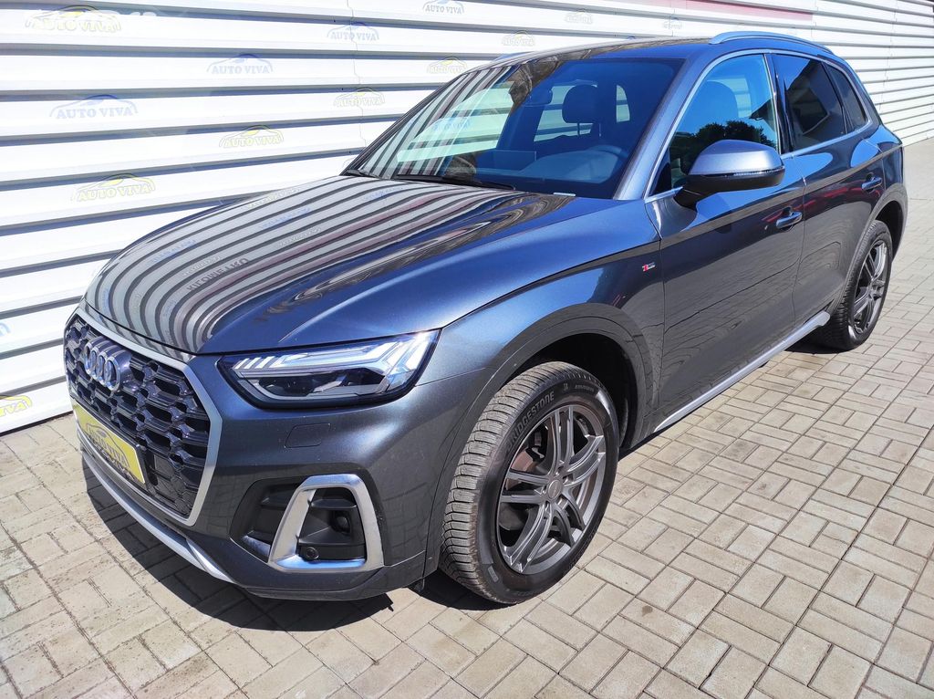 Audi Q5, 2,0TDi 40 150kW,4x4,S-Line, ČR