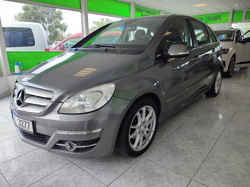 Mercedes-Benz Třídy B, 1.5i 70KW - fotka 2