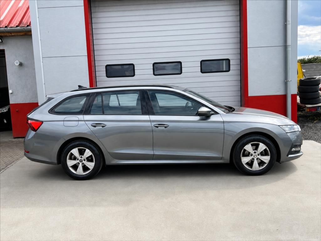 Škoda Octavia, 2,0 TDI  EXECUTIVE DSG FP - fotka 6