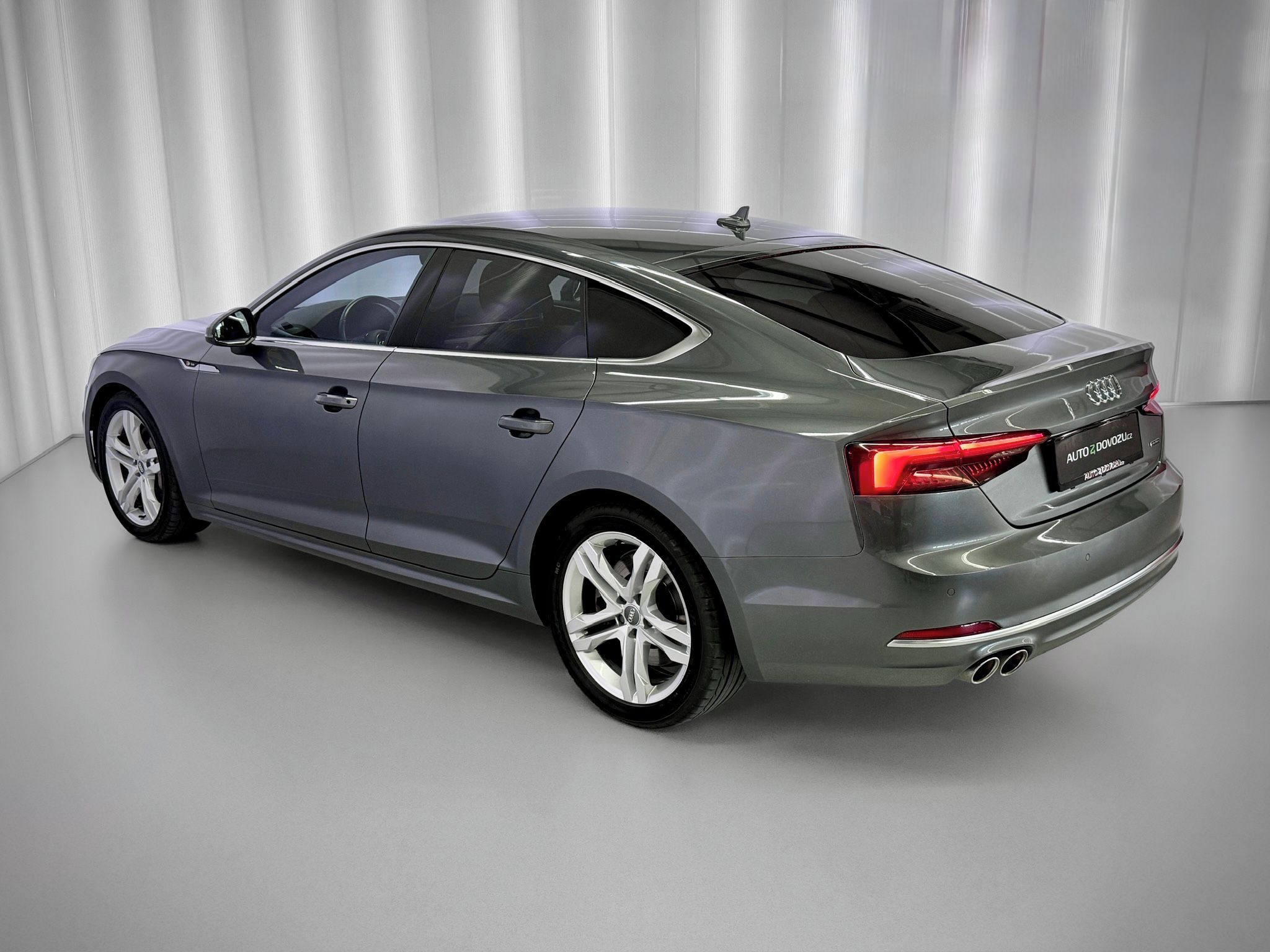 Audi A5, 3.0TDI QUATTRO S-LINE SPORTBAC - fotka 5
