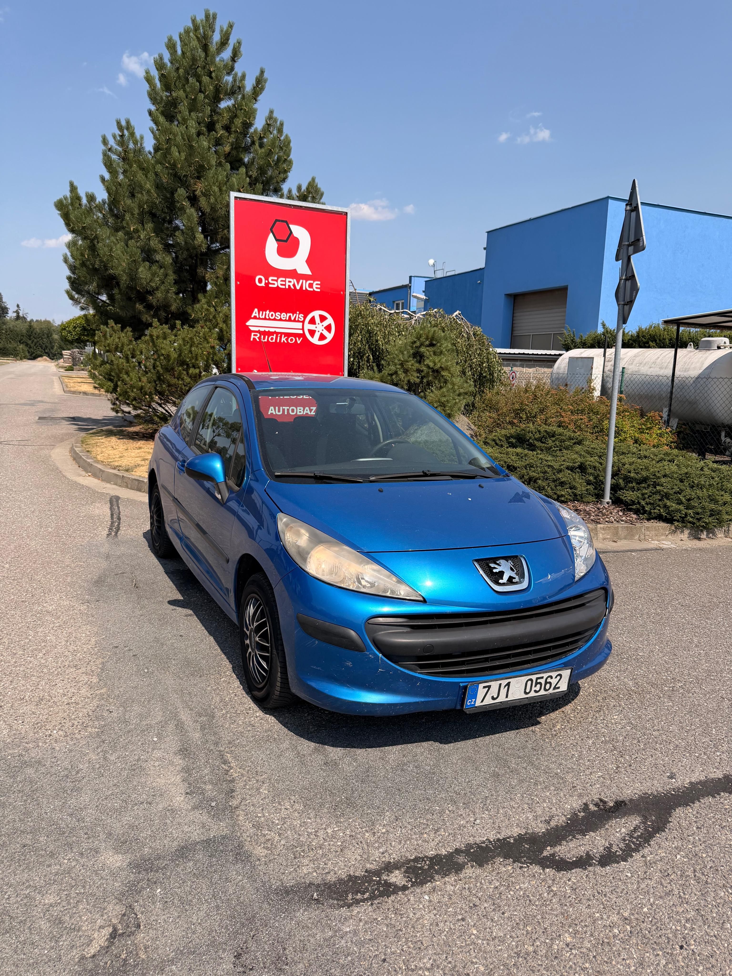 Peugeot 207, 1.4i - fotka 2