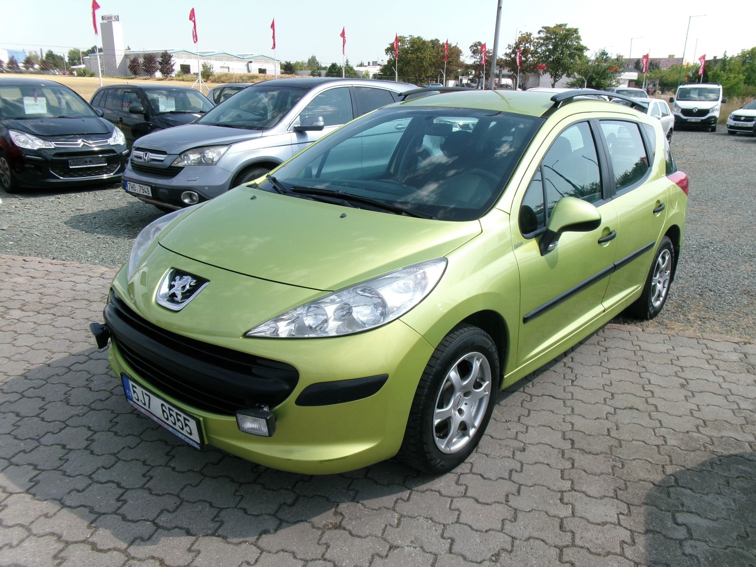 Peugeot 207, 1.4i 54kw,CZ,klima - fotka 3