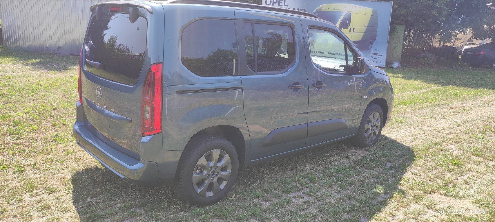 Opel Combo, EDITION PLUS 1.2 TURBO 81kW L1 - fotka 4