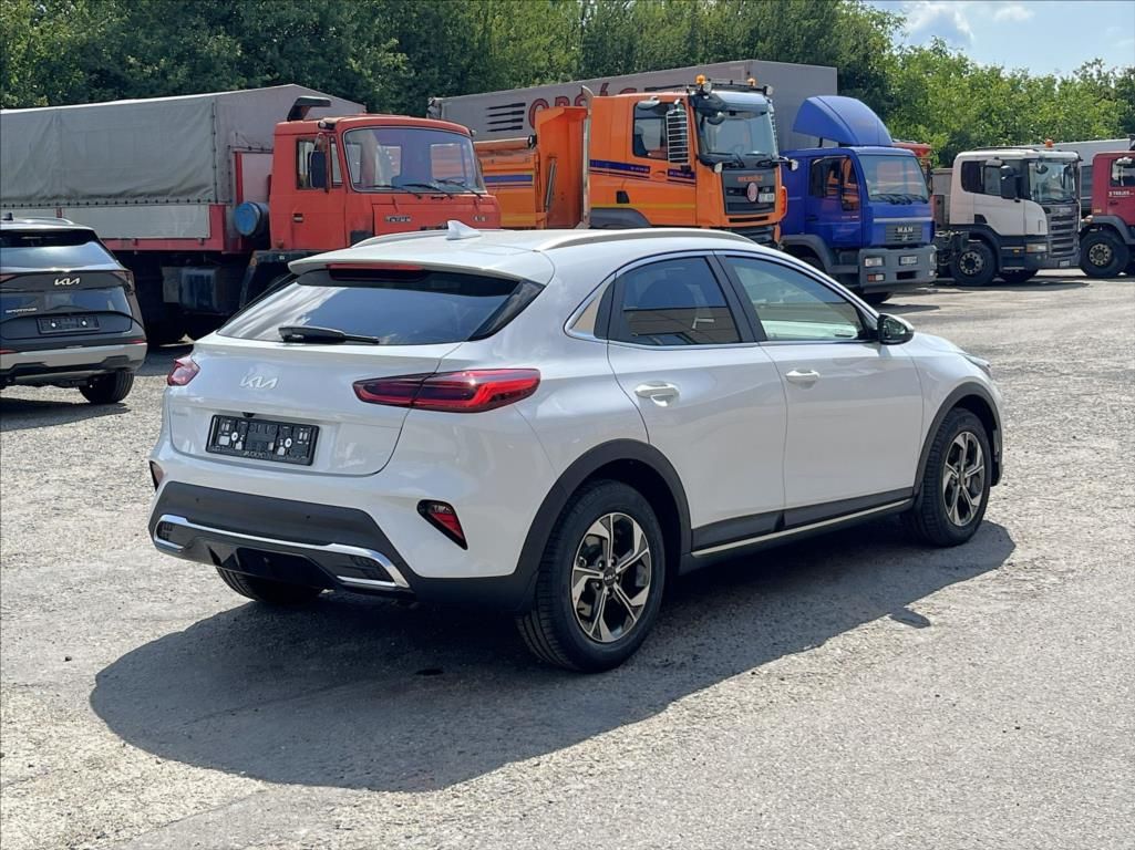 Kia XCee´d, 1,6 T-GDI 7DCT EXCLUSIVE - fotka 5
