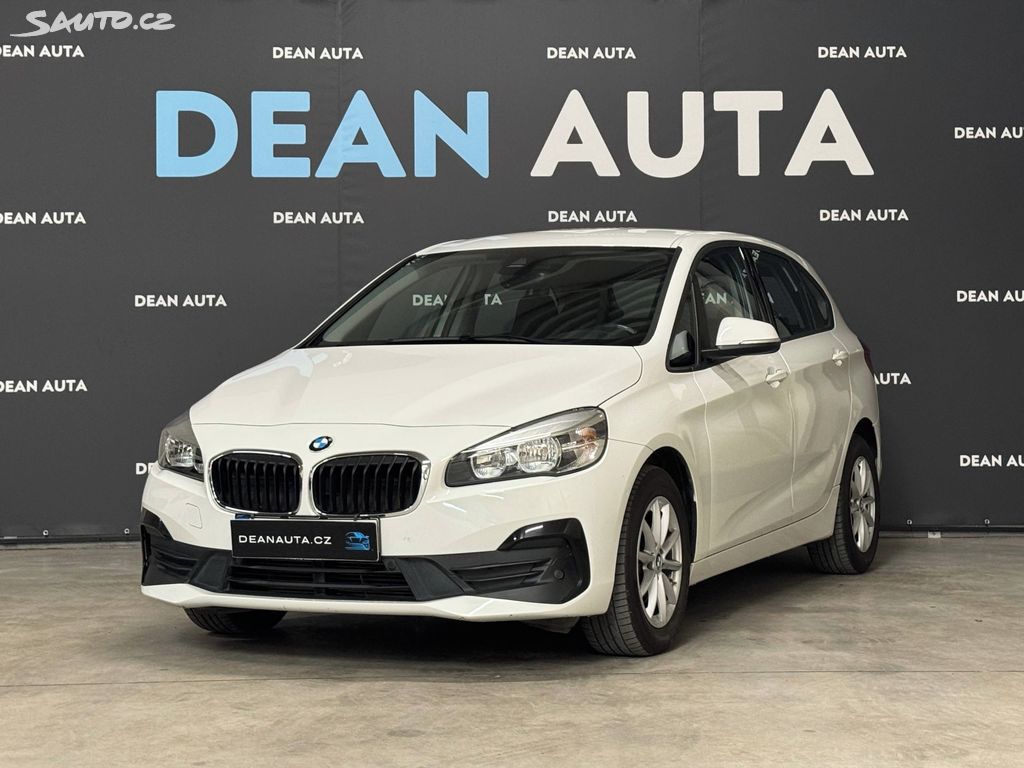 BMW Řada 2, 216d, ČR, Serviska, Výbava
