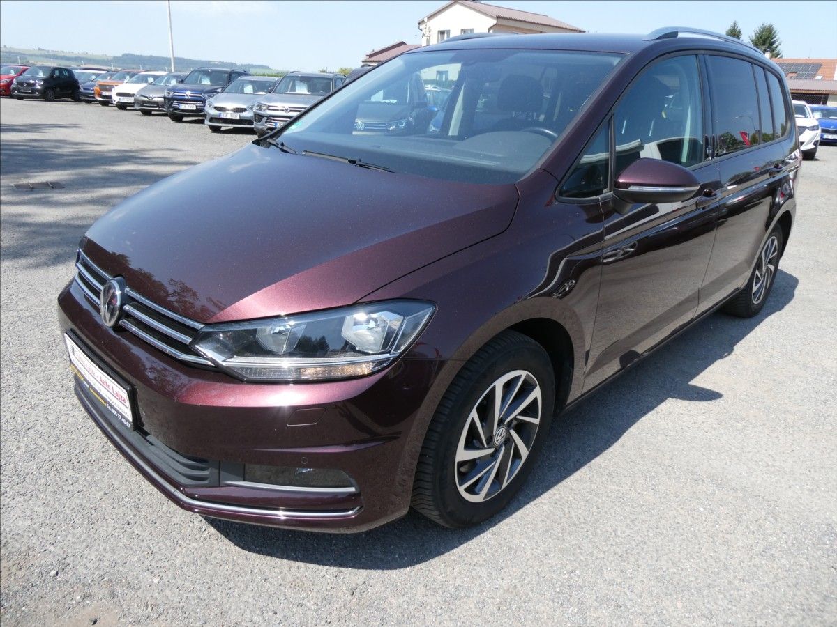 Volkswagen Touran, 1,4 TSi 110kW DSG, navi, závěs - fotka 5