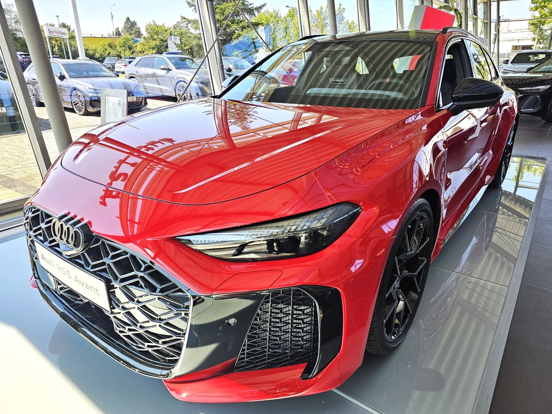 Audi RS5, Avant e-hybrid Quattro 470 kW