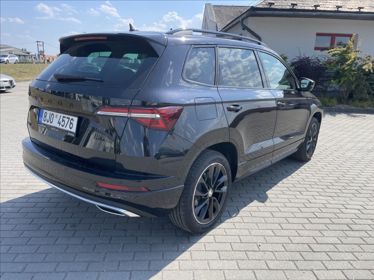 Škoda Karoq, 1,5 TSi 110kw SPORTLINE 1maj C - fotka 4
