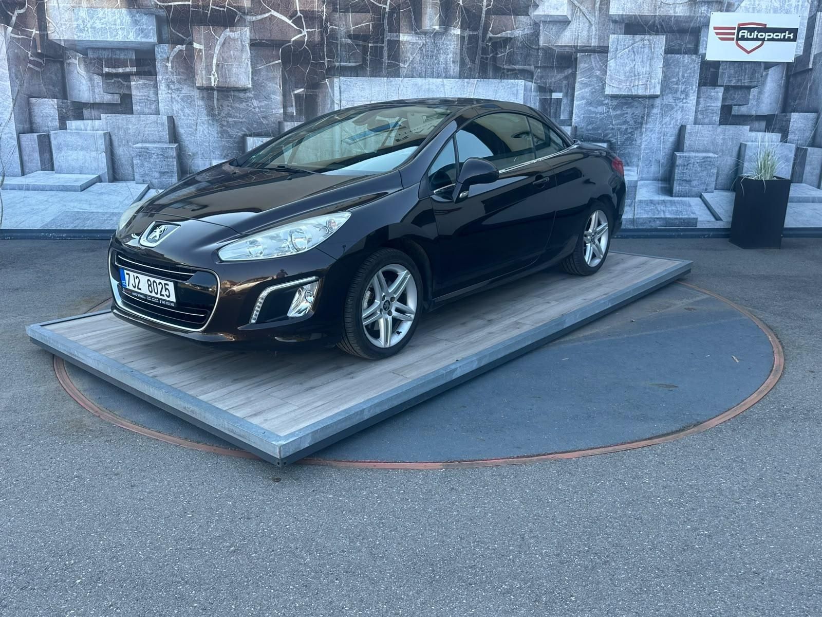 Peugeot 308, CC, 2.0HDi, 120KW - fotka 5