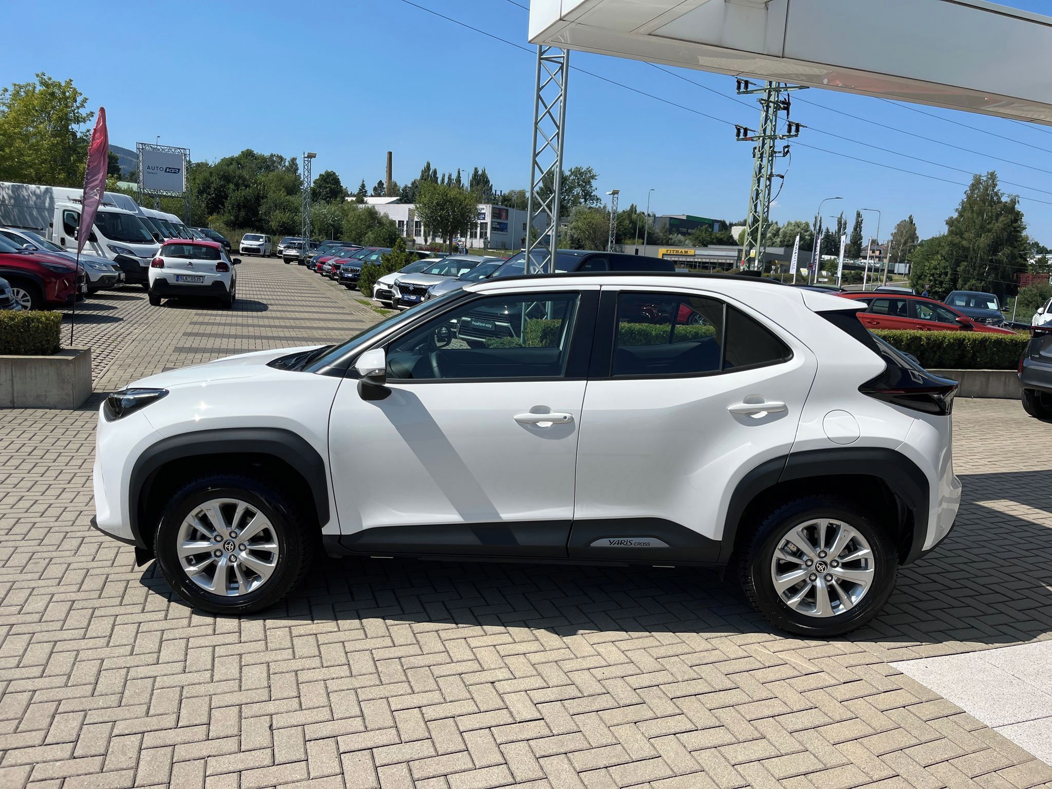 Toyota Yaris Cross, 1.5 Hybrid e-CVT Comfort - fotka 3