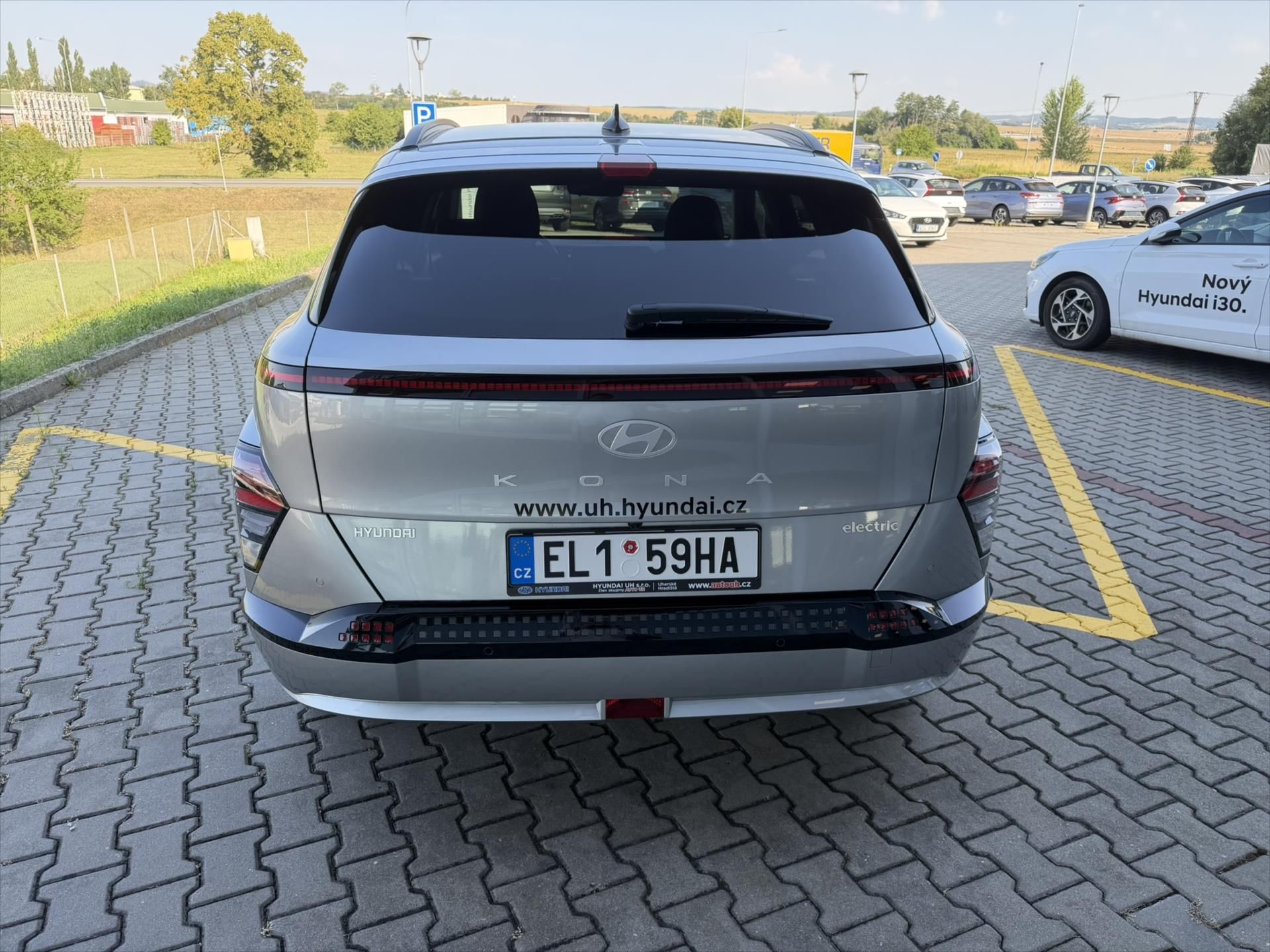 Hyundai Kona, EV 27 64,8  CZECH EDITION - fotka 4