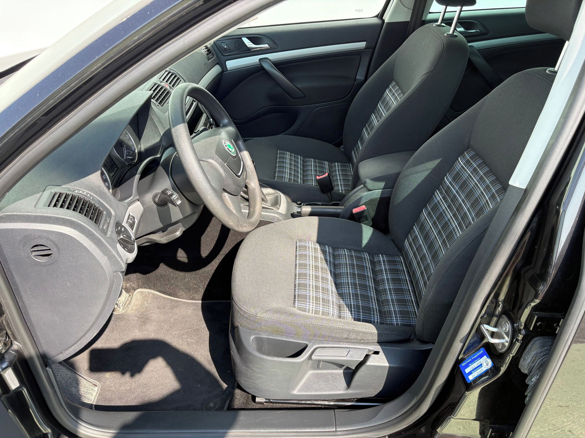 Škoda Octavia, 1.6TDI, 77kW, A.Klima, Tažné - fotka 6