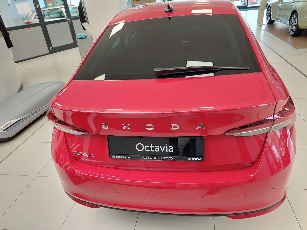 Škoda Octavia, Classic 1,5TSI 110kW - fotka 5