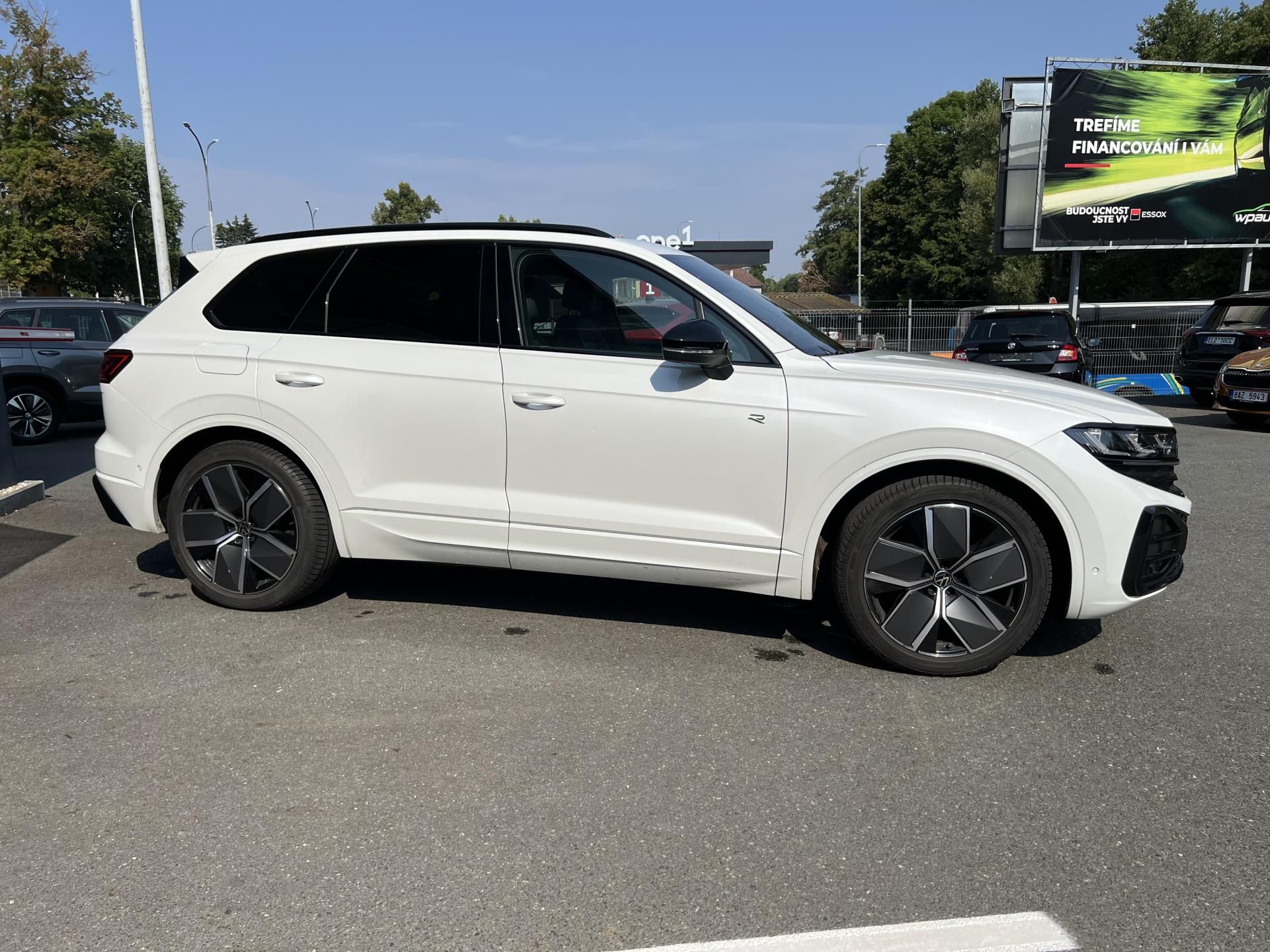 Volkswagen Touareg, 3.0 TDi 210 kW R-LINE 4MOTION - fotka 5