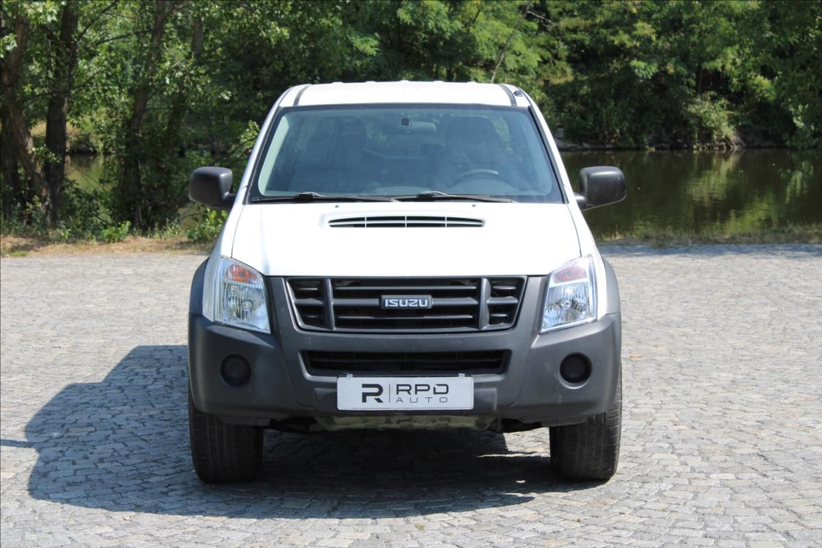 Isuzu D-Max, 3.0 TD / 4x4 / 120kW / Tažné - fotka 4