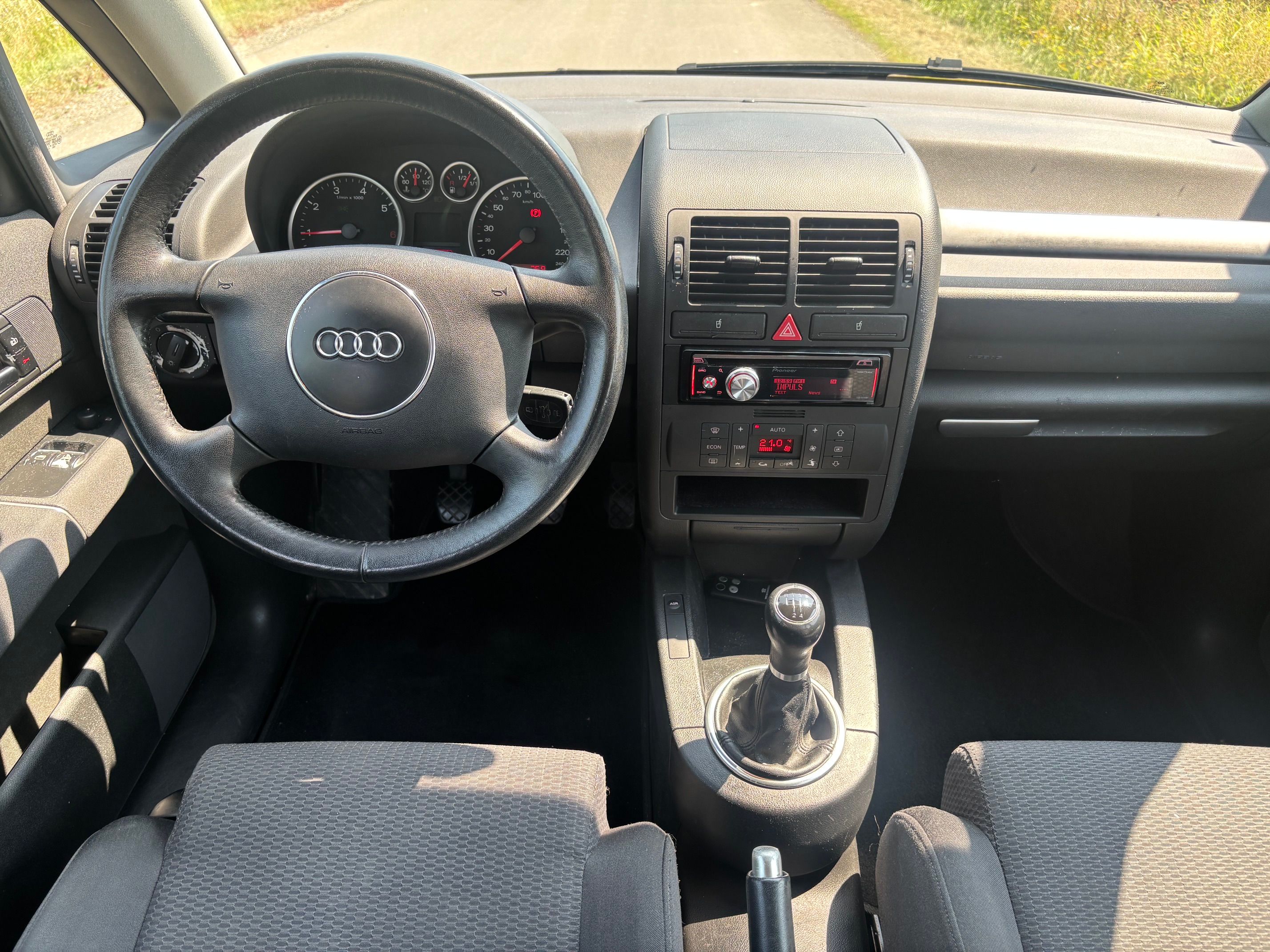 Audi A2, 1.4 55kw - fotka 5