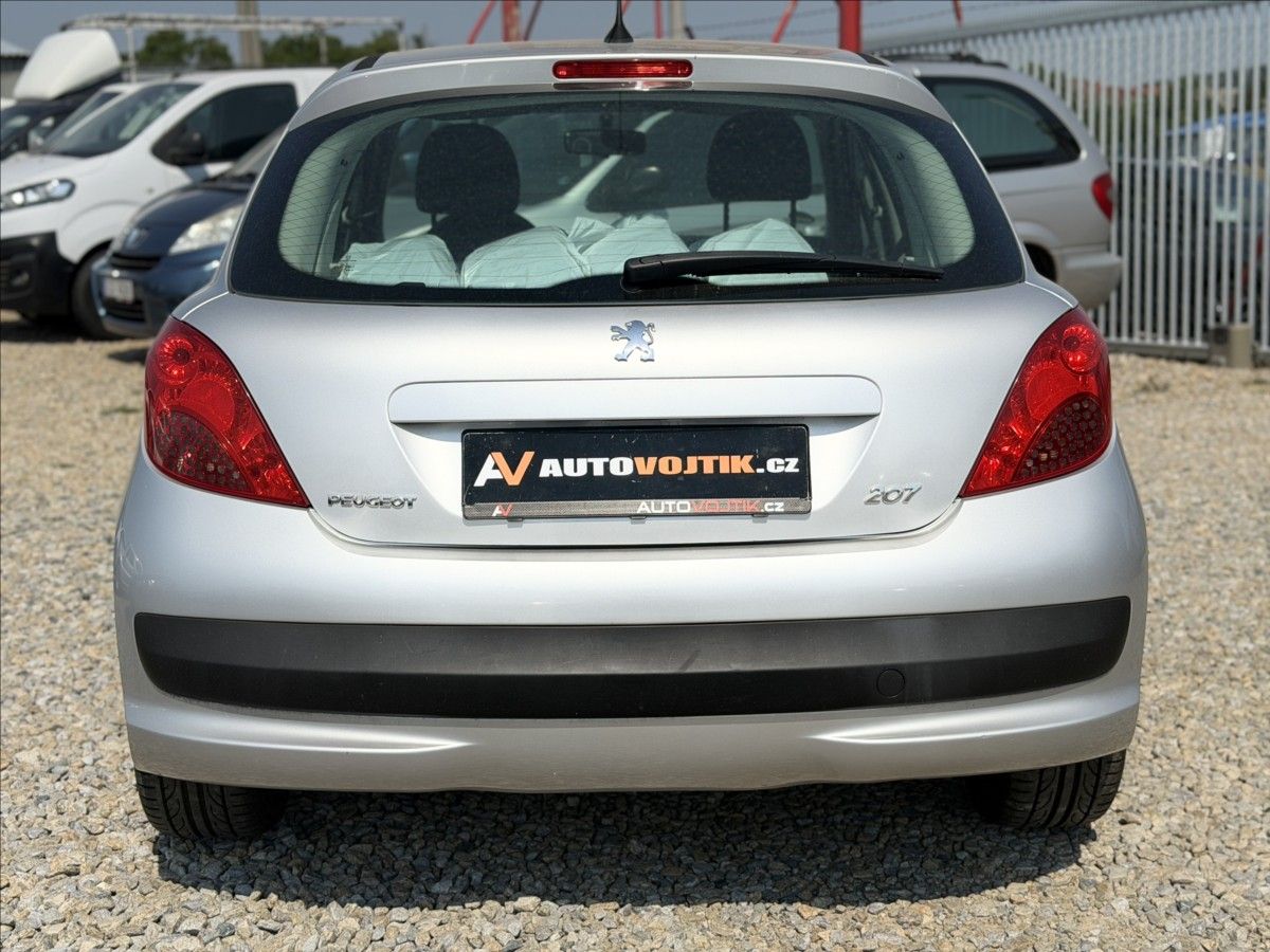 Peugeot 207, 1,6 HDI KLIMA +SADA KOL 79tKm - fotka 6