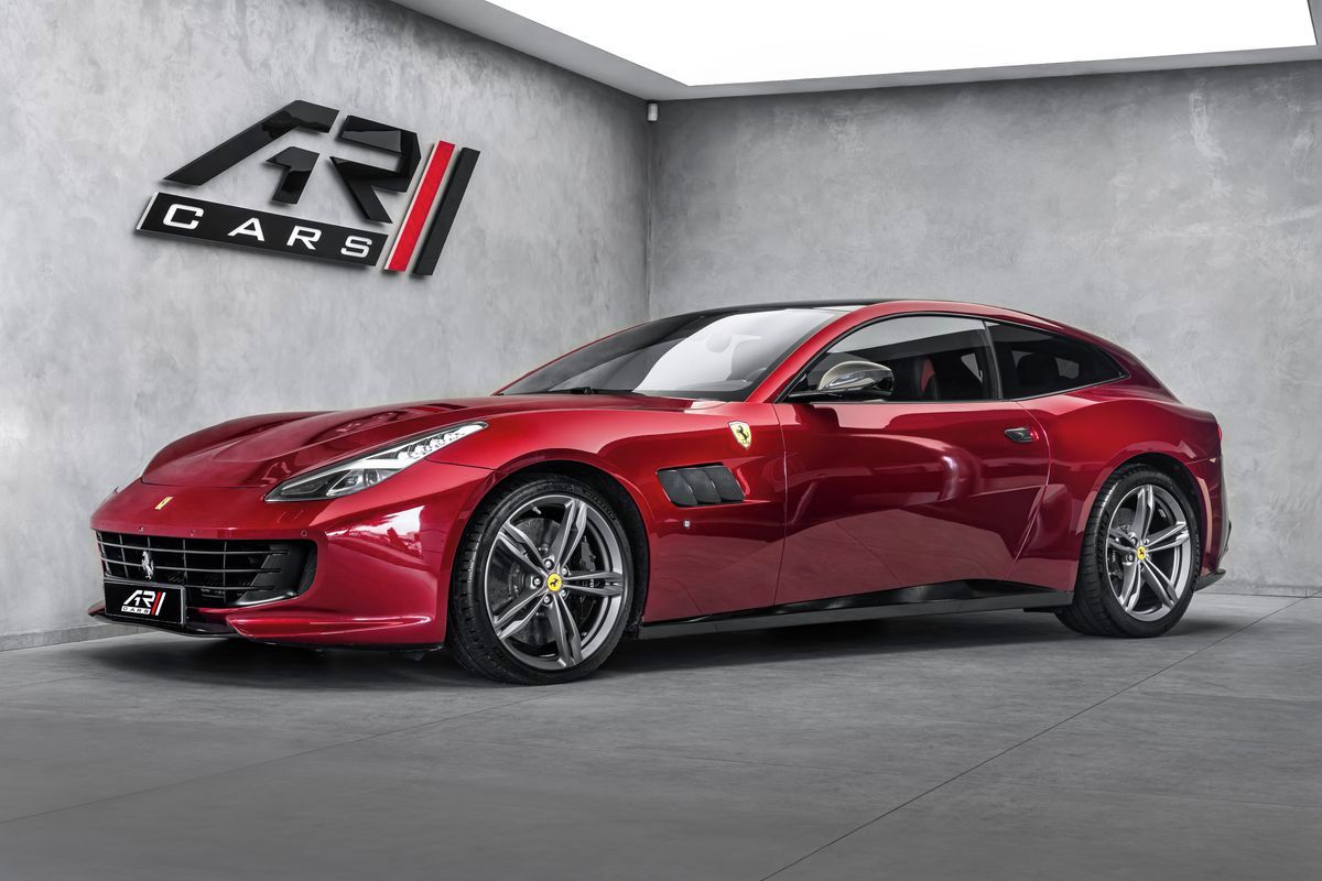 Ferrari GTC4 Lusso